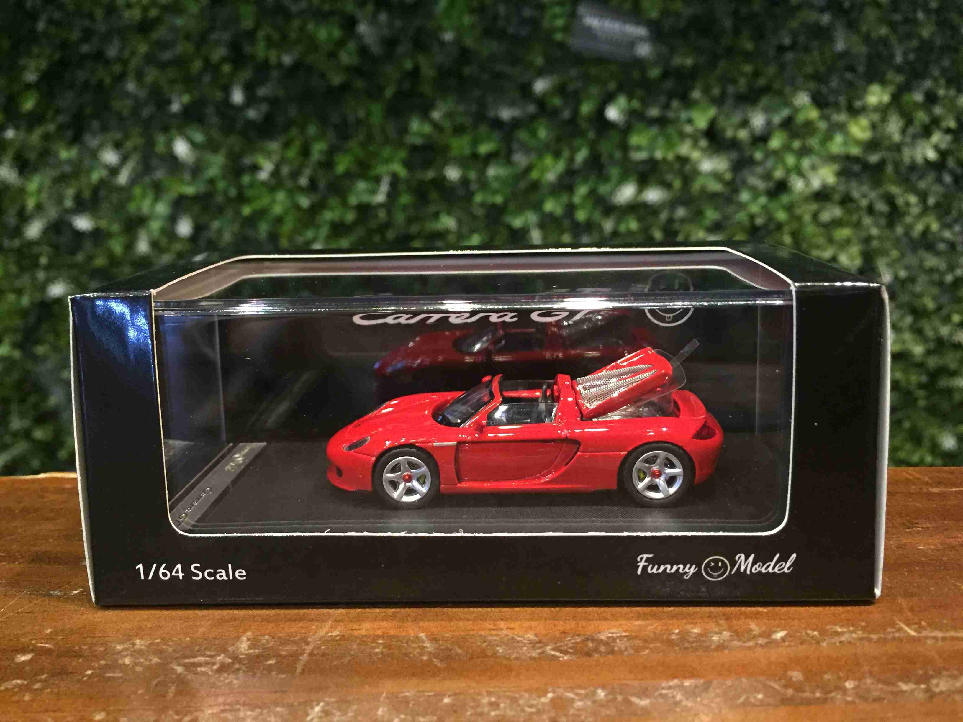 1/64 Funny Porsche Carrera GT Guard Red【MGM】