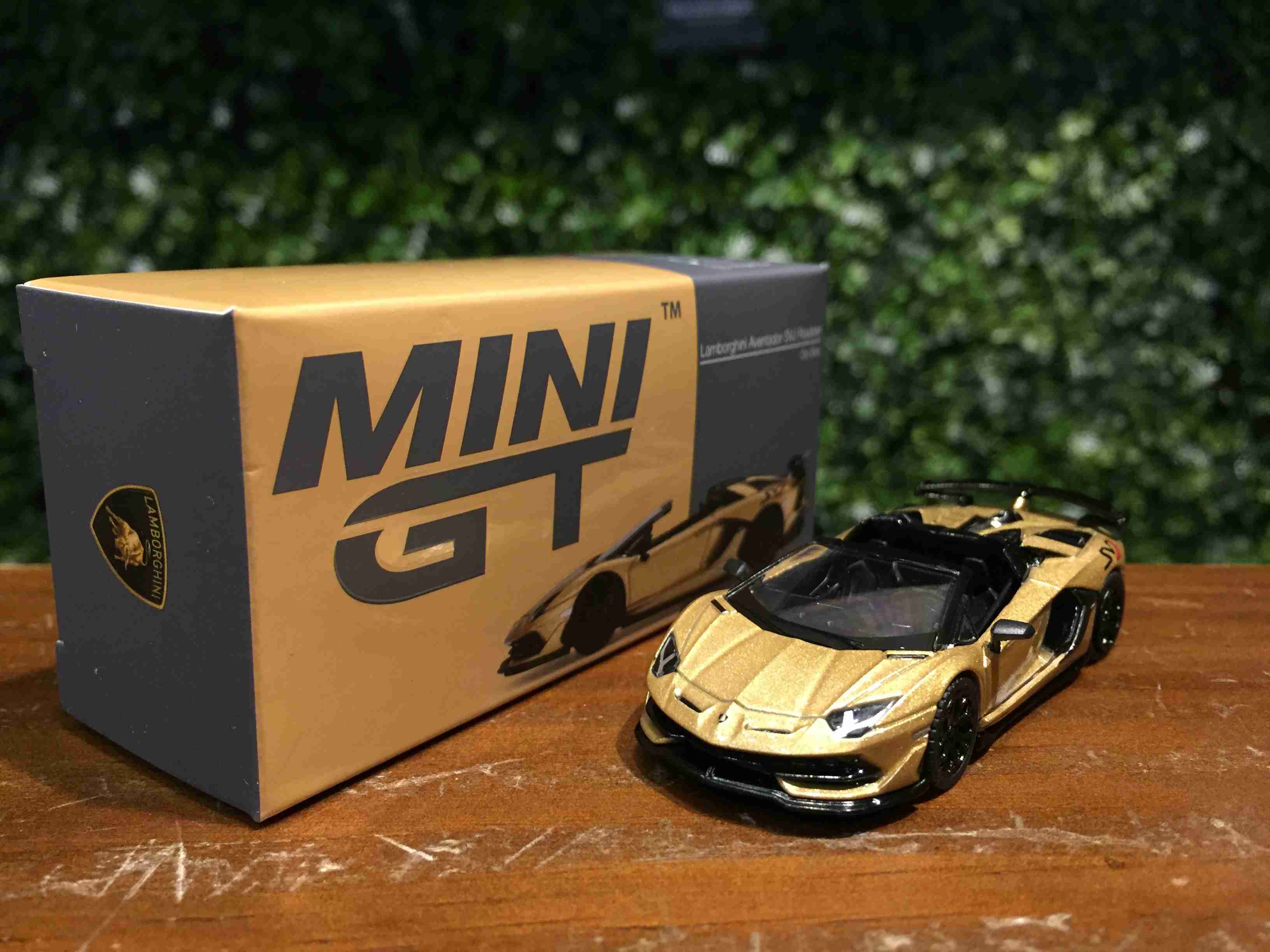 1/64 MiniGT Lamborghini Aventador SVJ Roadster MGT00363【MGM