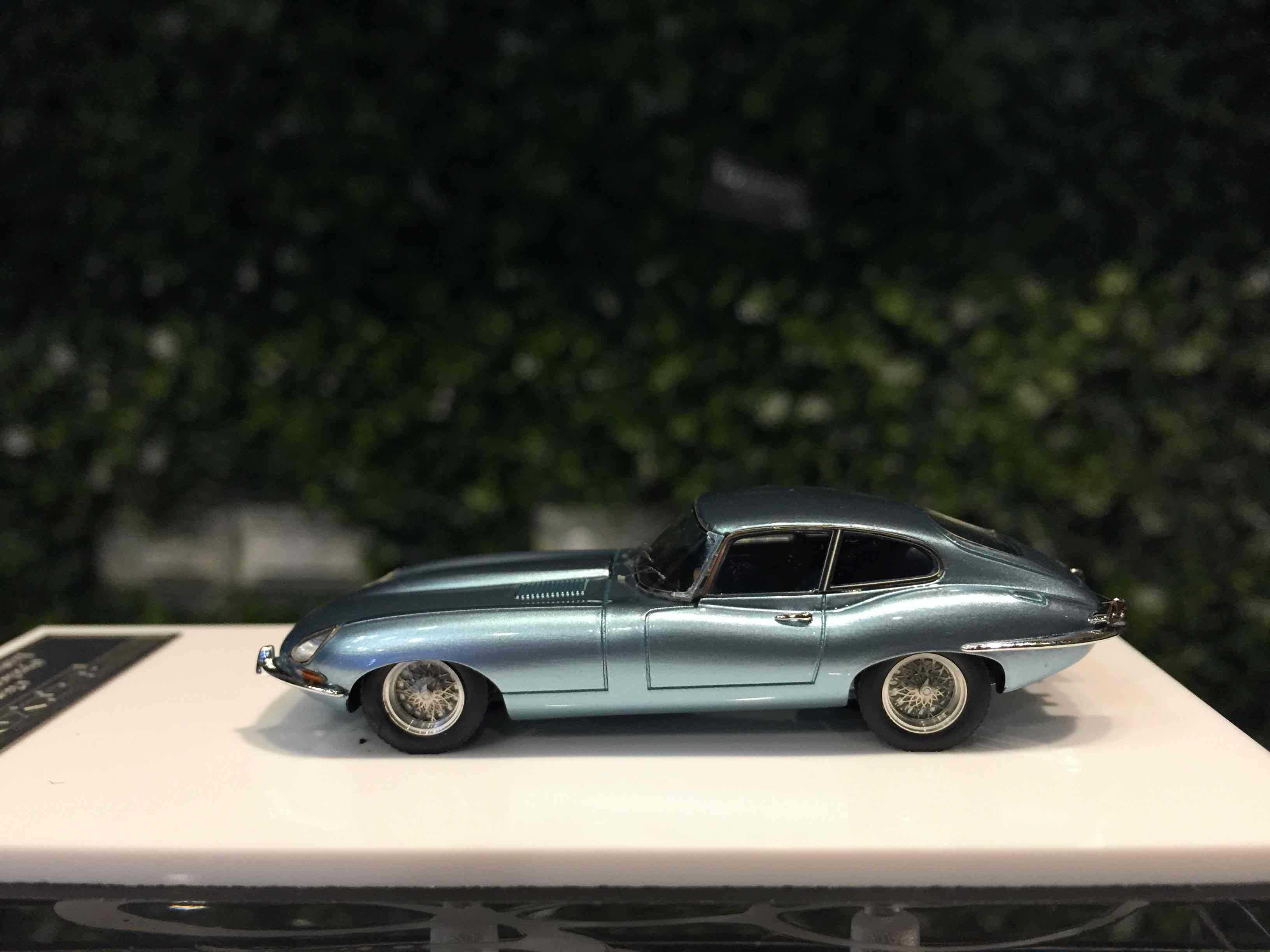 1/64 SCM Jaguar E-Type 1961 SilverBlue SCM09F【MGM】