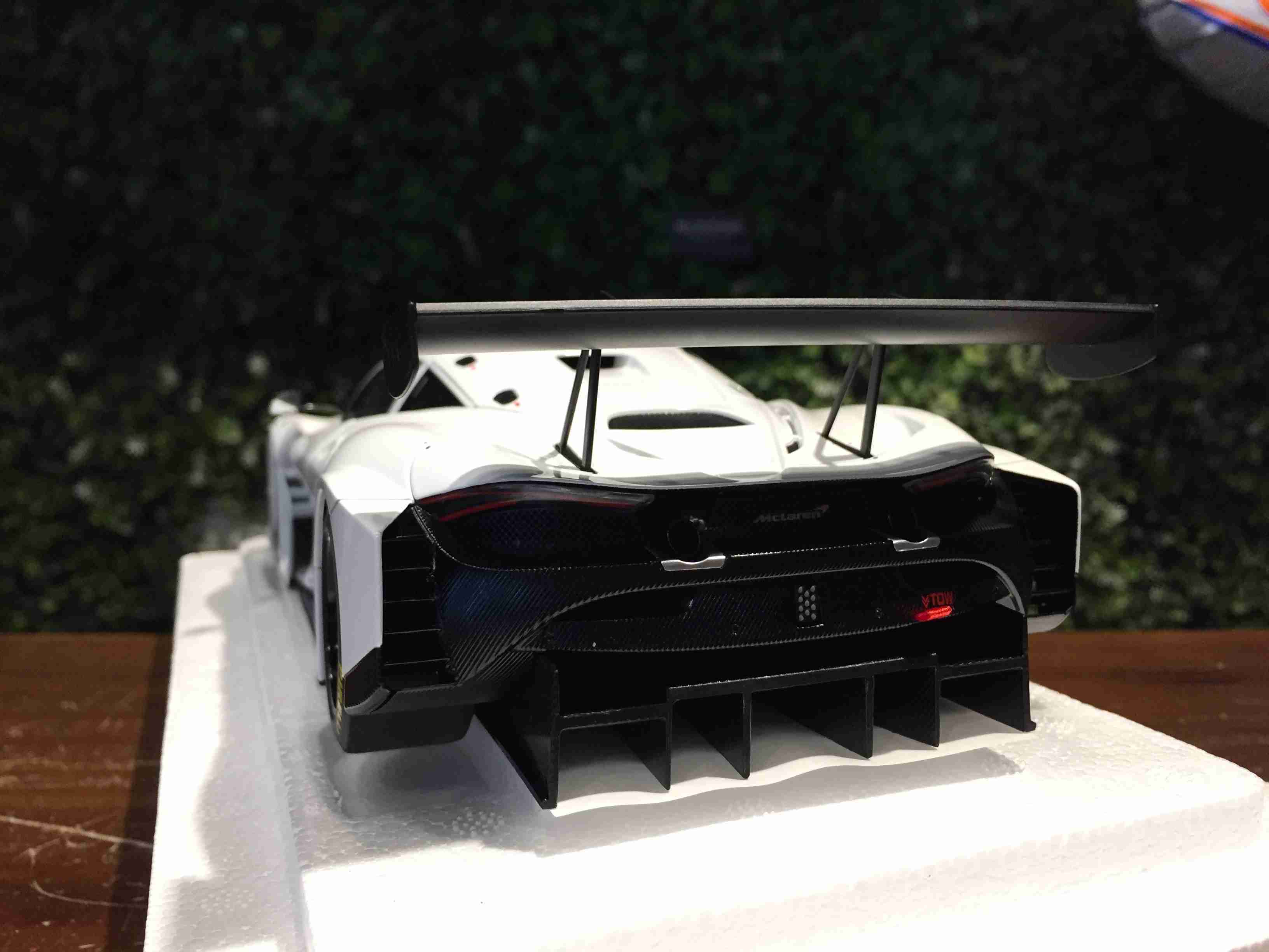 1/18 AUTOart McLaren 720S GT3 White 81940【MGM】