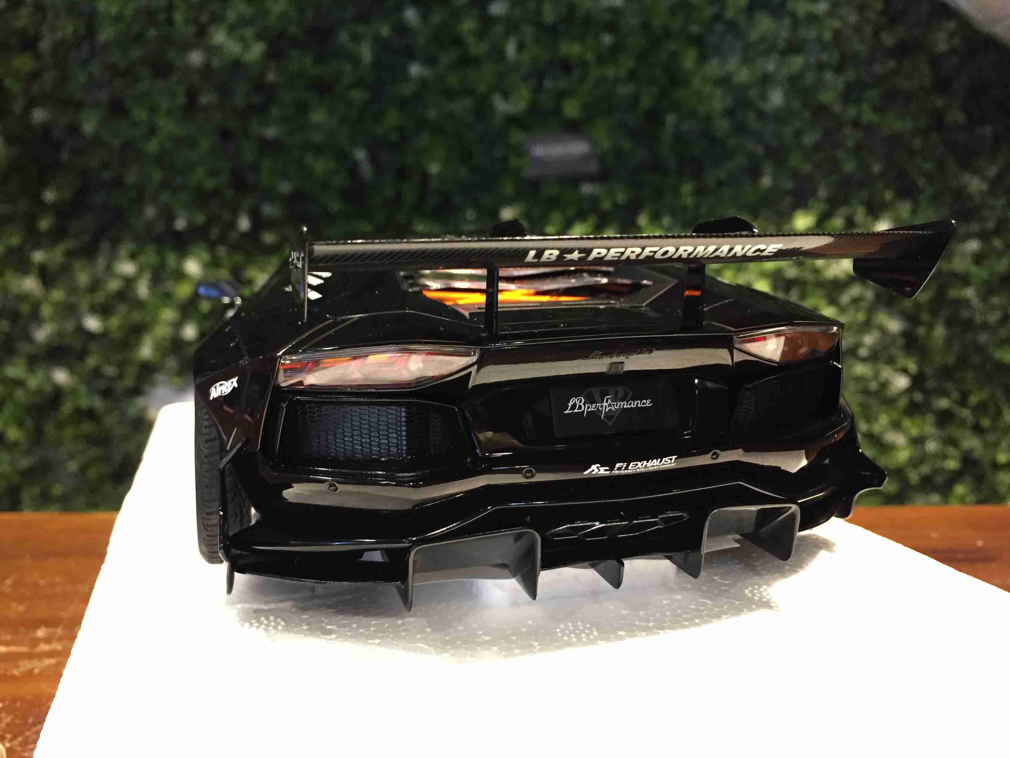 1/18 AUTOart LB-Works Lamborghini Aventador LBWK 79244【MGM】