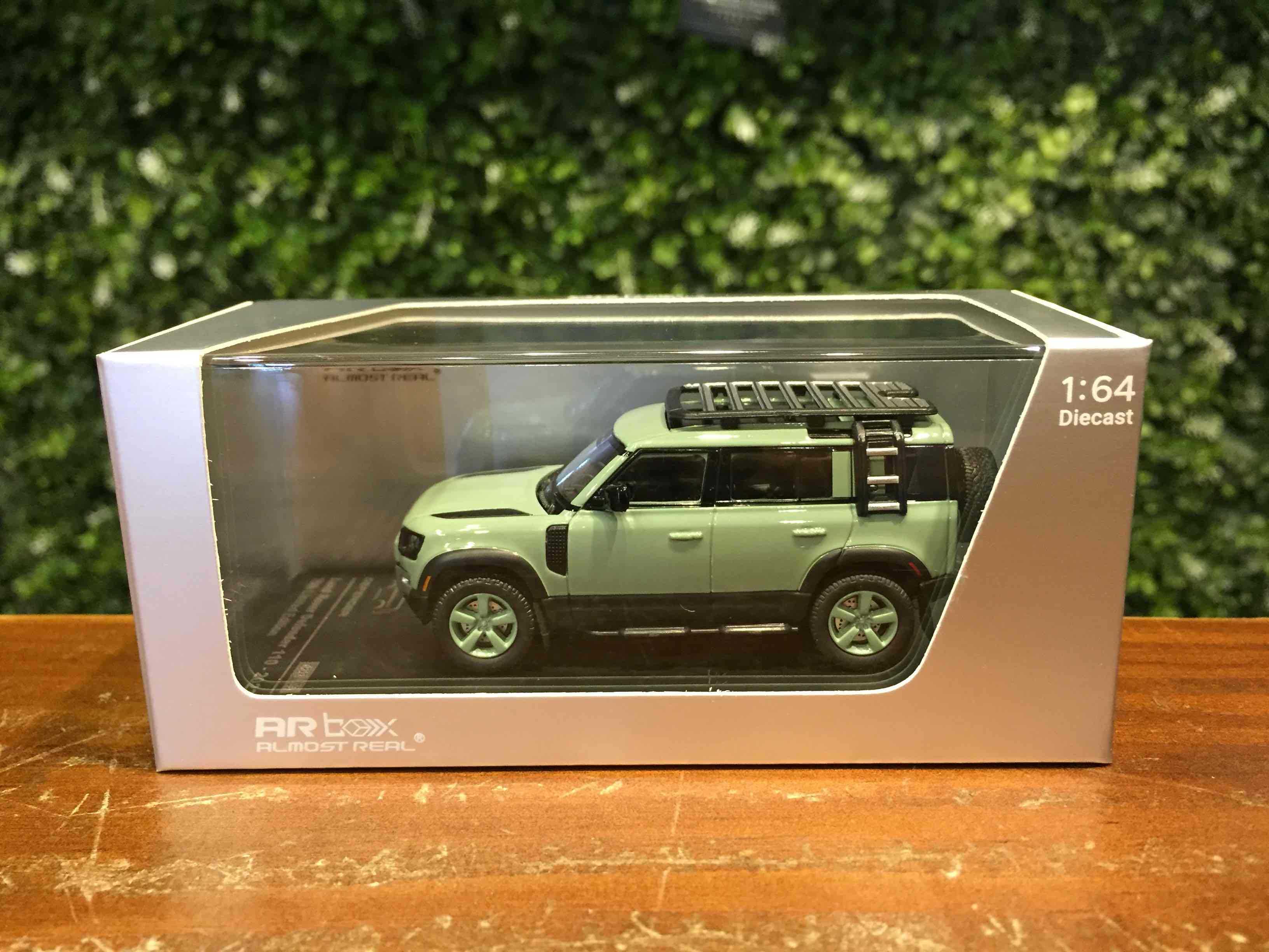 1/64 Almost Real Land Rover Defender 110 75th 610815001【MGM】