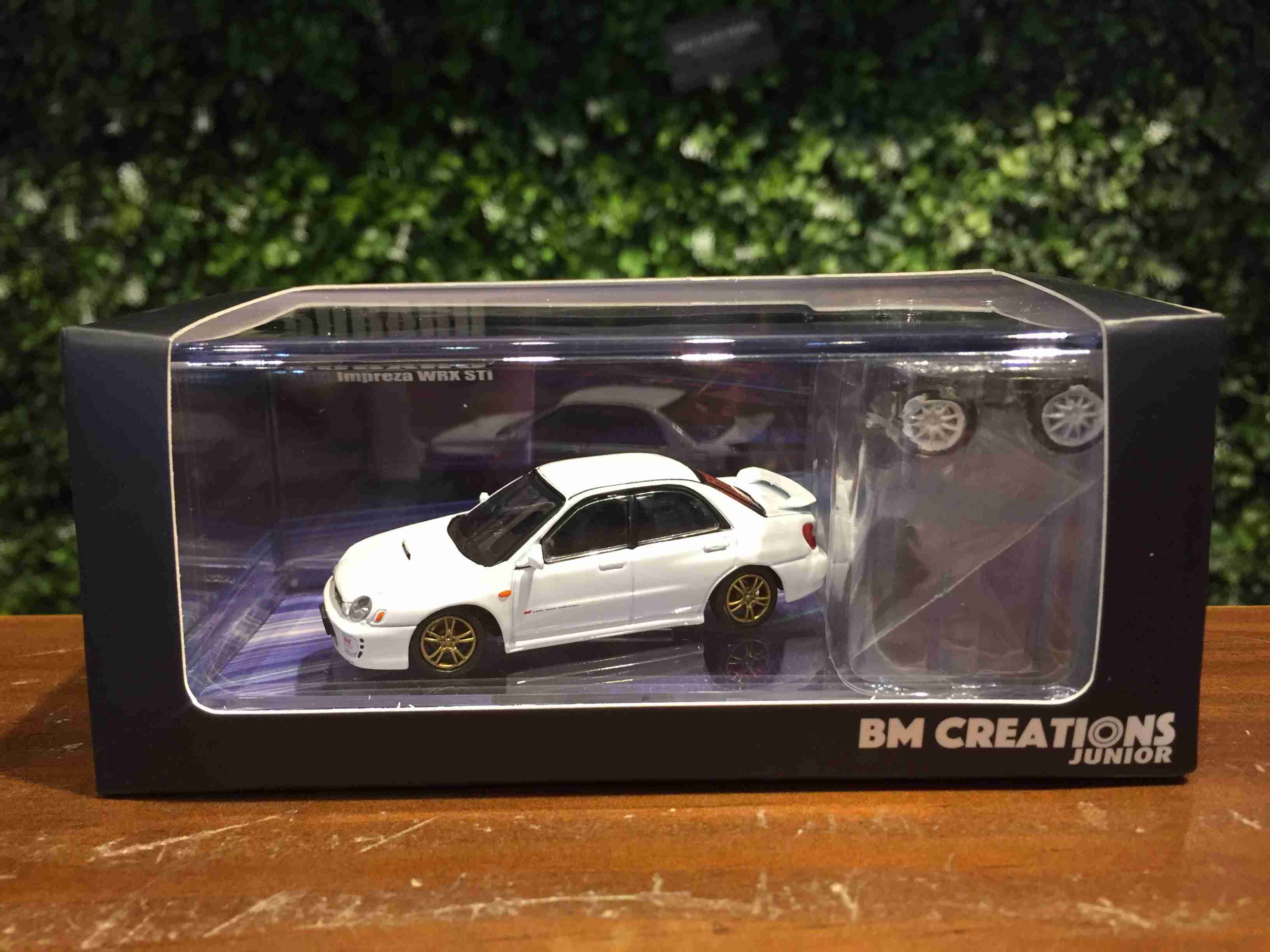 1/64 BM Creations Subaru Impreza WRX 2001 White 64B0083【MGM】