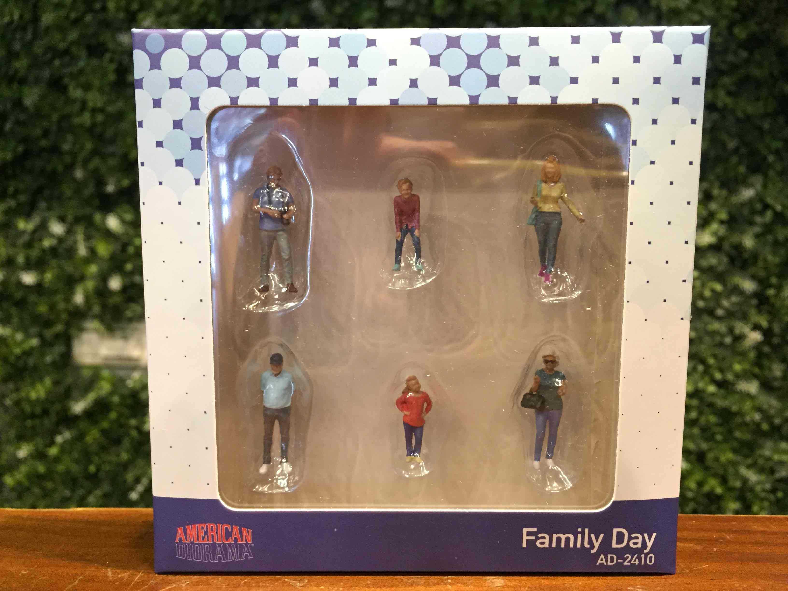 1/64 American 街景人偶 Family Day Figure Set AD2410【MGM】