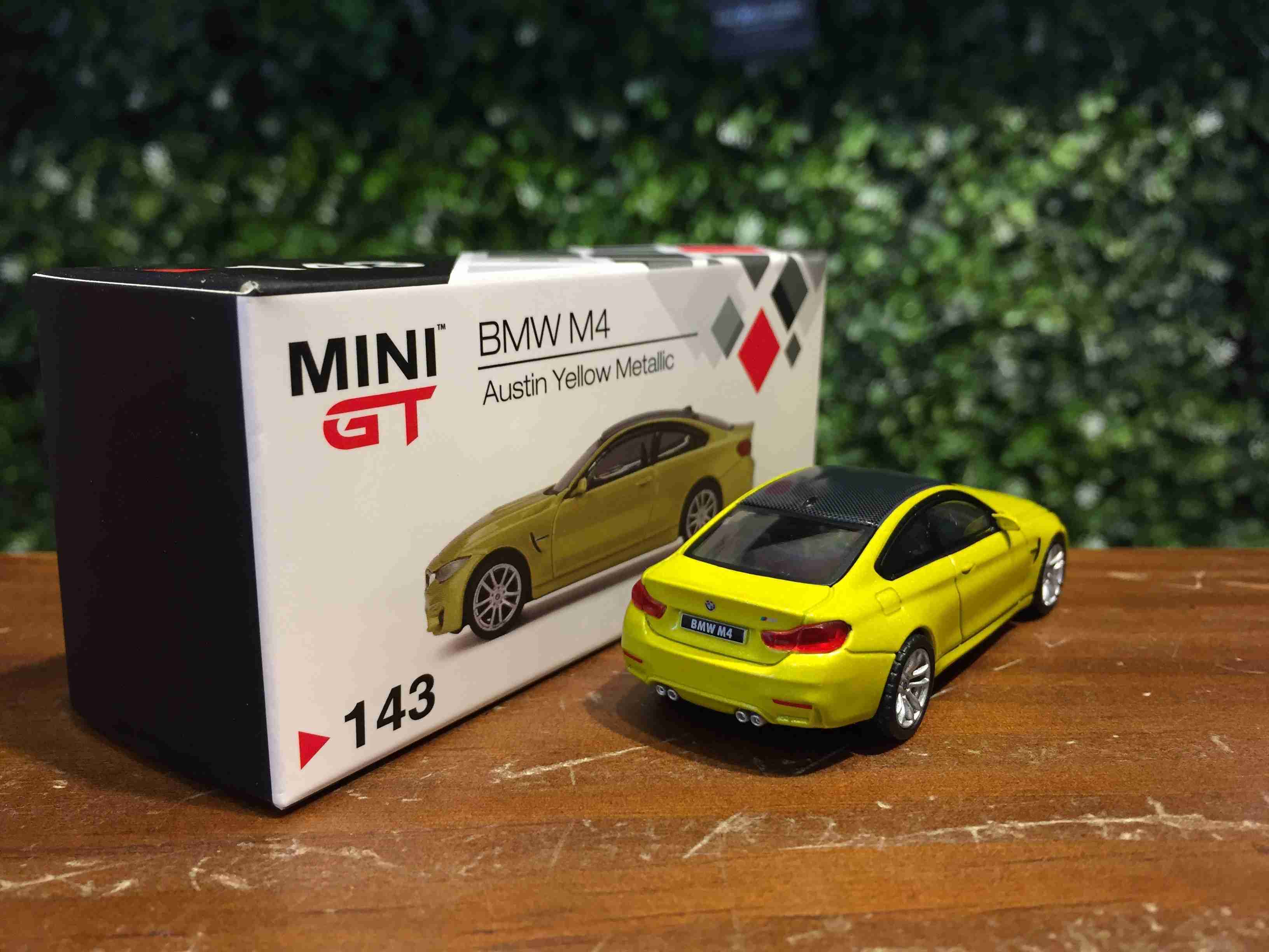 1/64 MiniGT BMW M4 (F82) Austin Yellow MET MGT00143L【MGM】