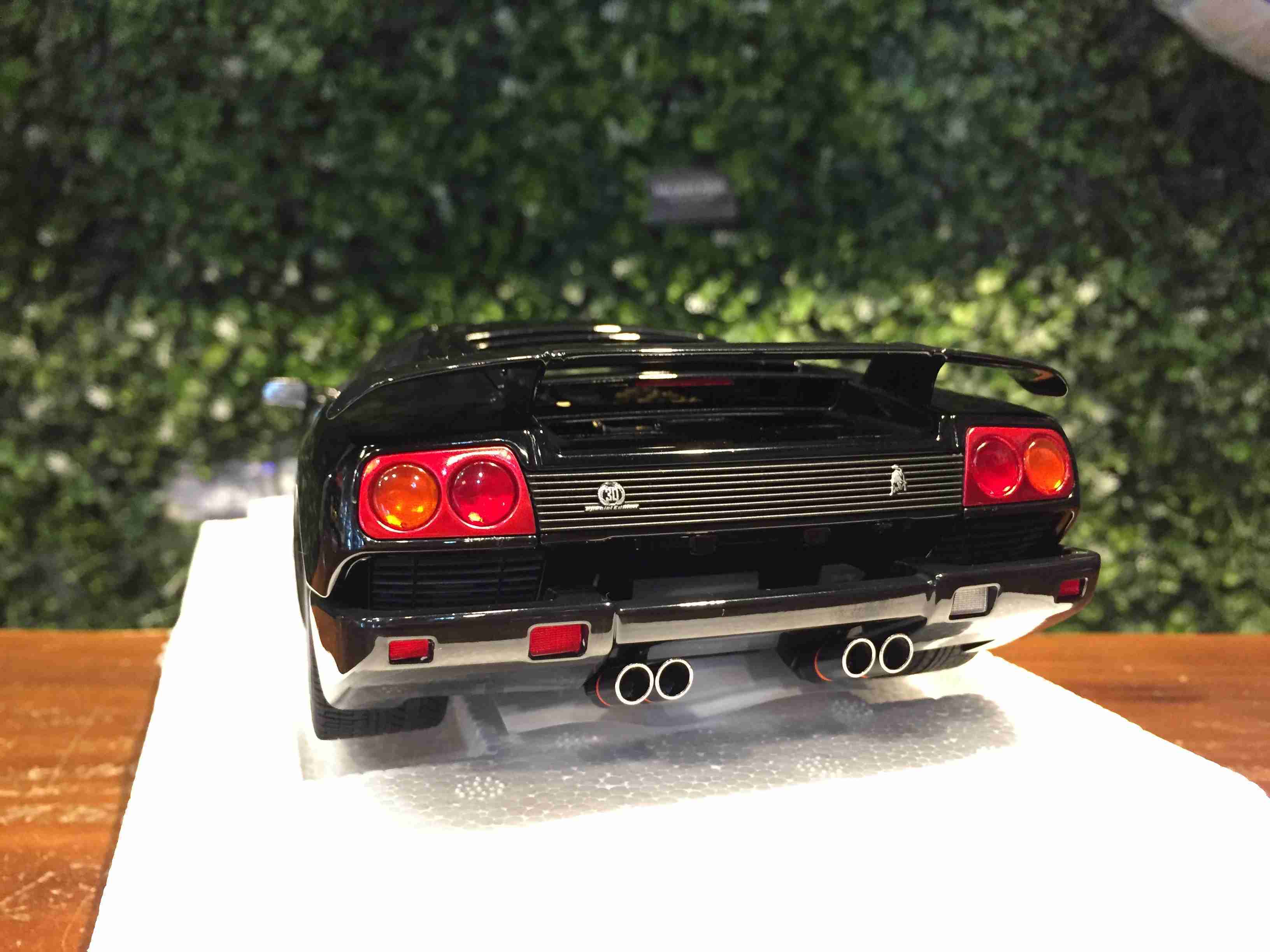 1/18 AUTOart Lamborghini Diablo SE30 Black 79159【MGM】