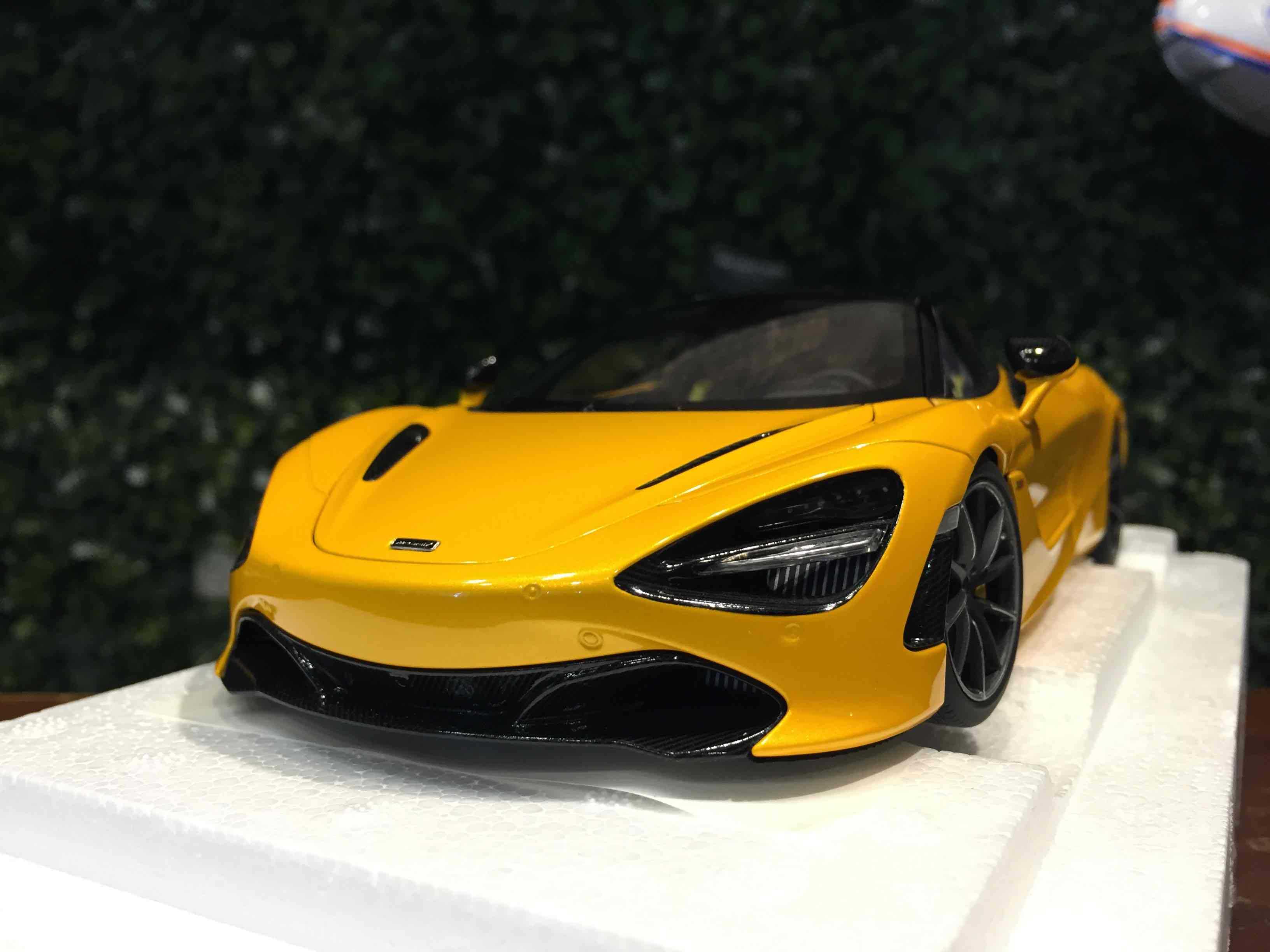 1/18 AUTOart McLaren 720S Volcano Yellow 76070【MGM】