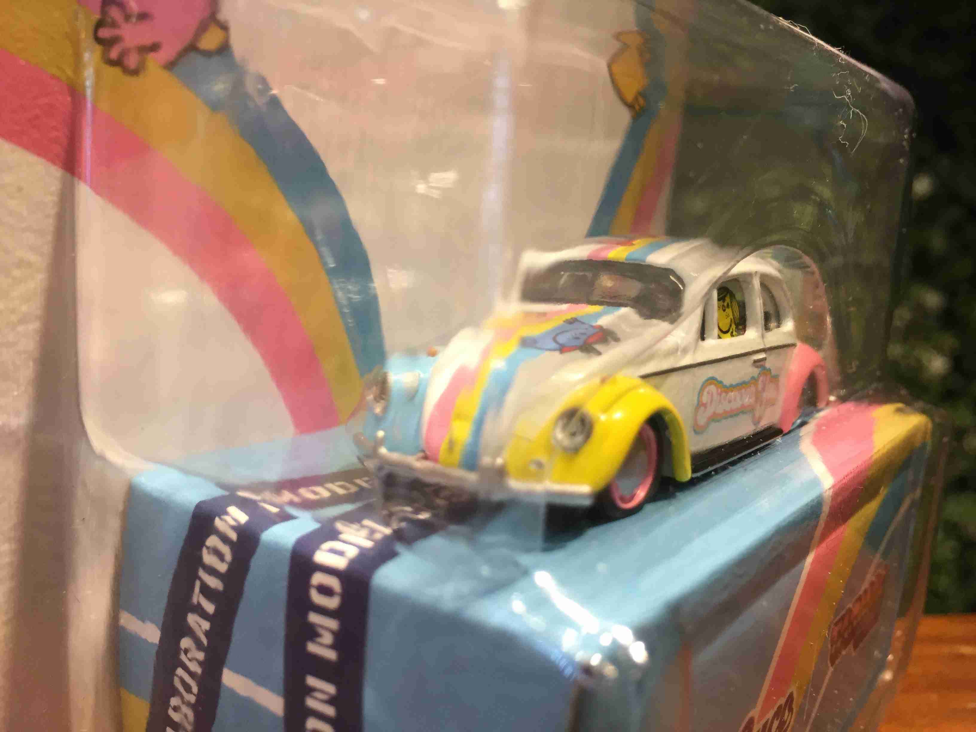 1/64 Tarmac VW Beetle Mr. Men & Little Miss T64S006MMLM【MGM】