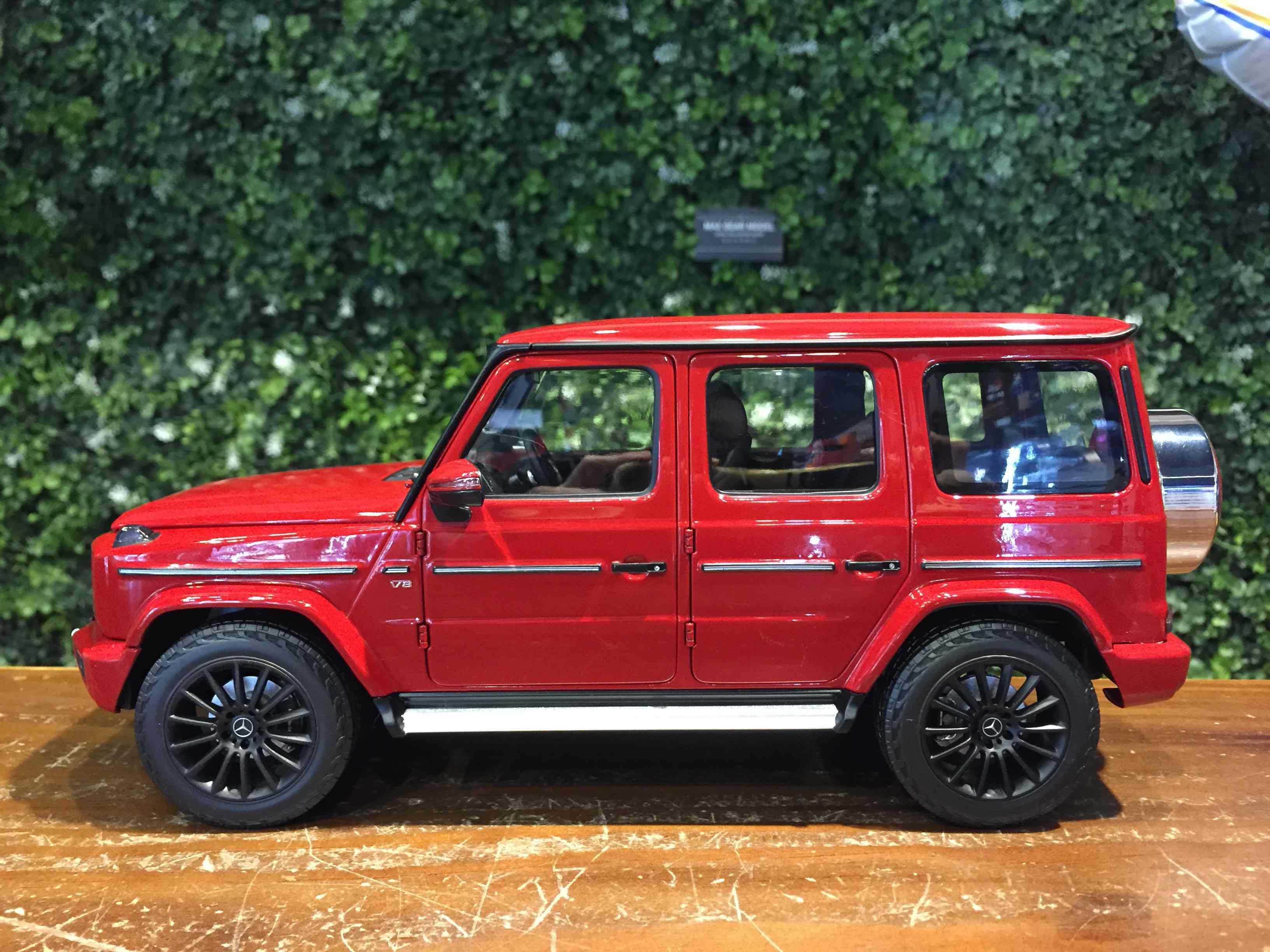 1/18 Minichamps Mercedes-Benz G-Class (W464) 110037101【MGM】