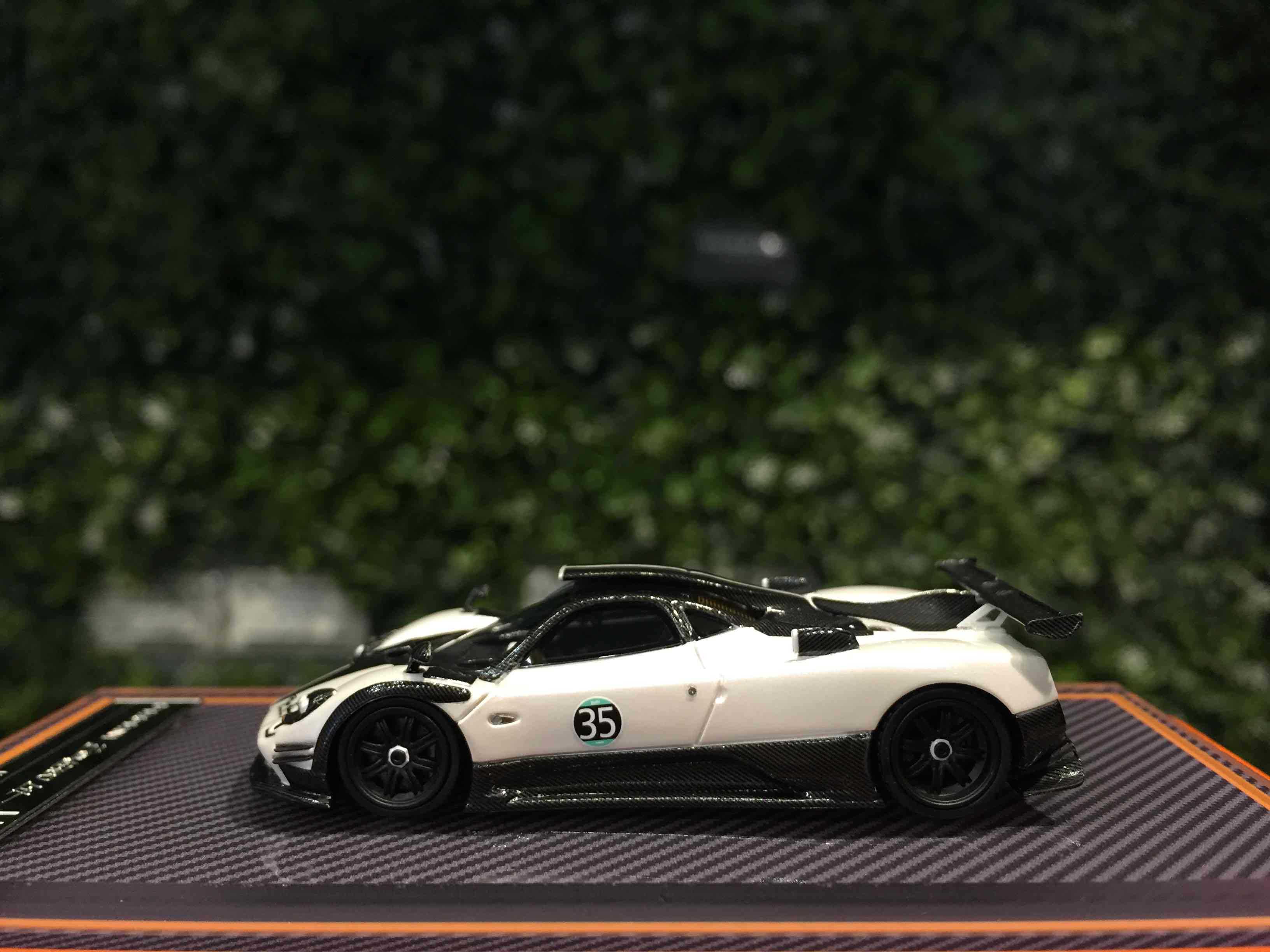 1/64 U2 Pagani Zonda 760LH White【MGM】