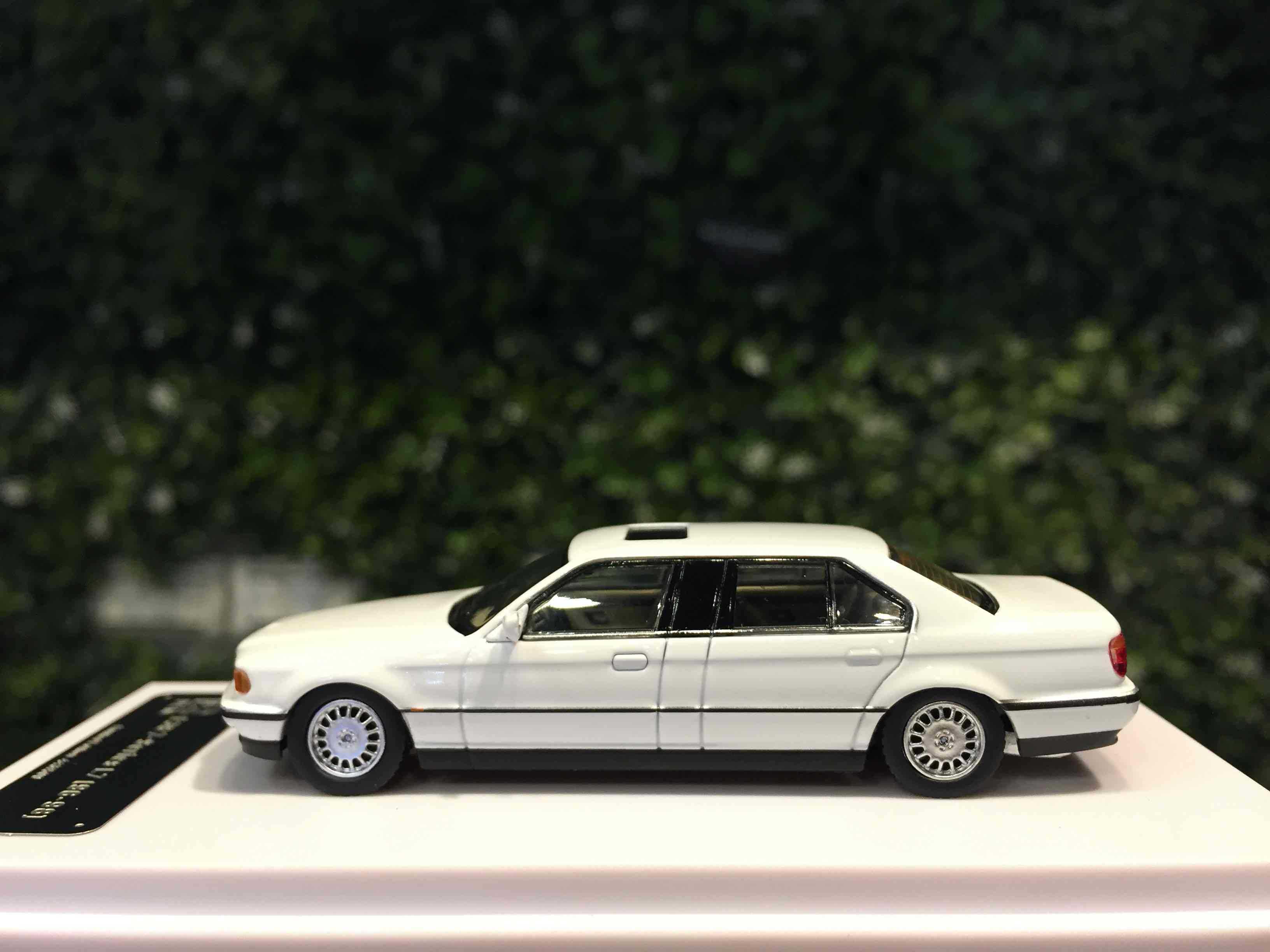 1/64 DCM BMW 7-Series L7 (E38) White【MGM】