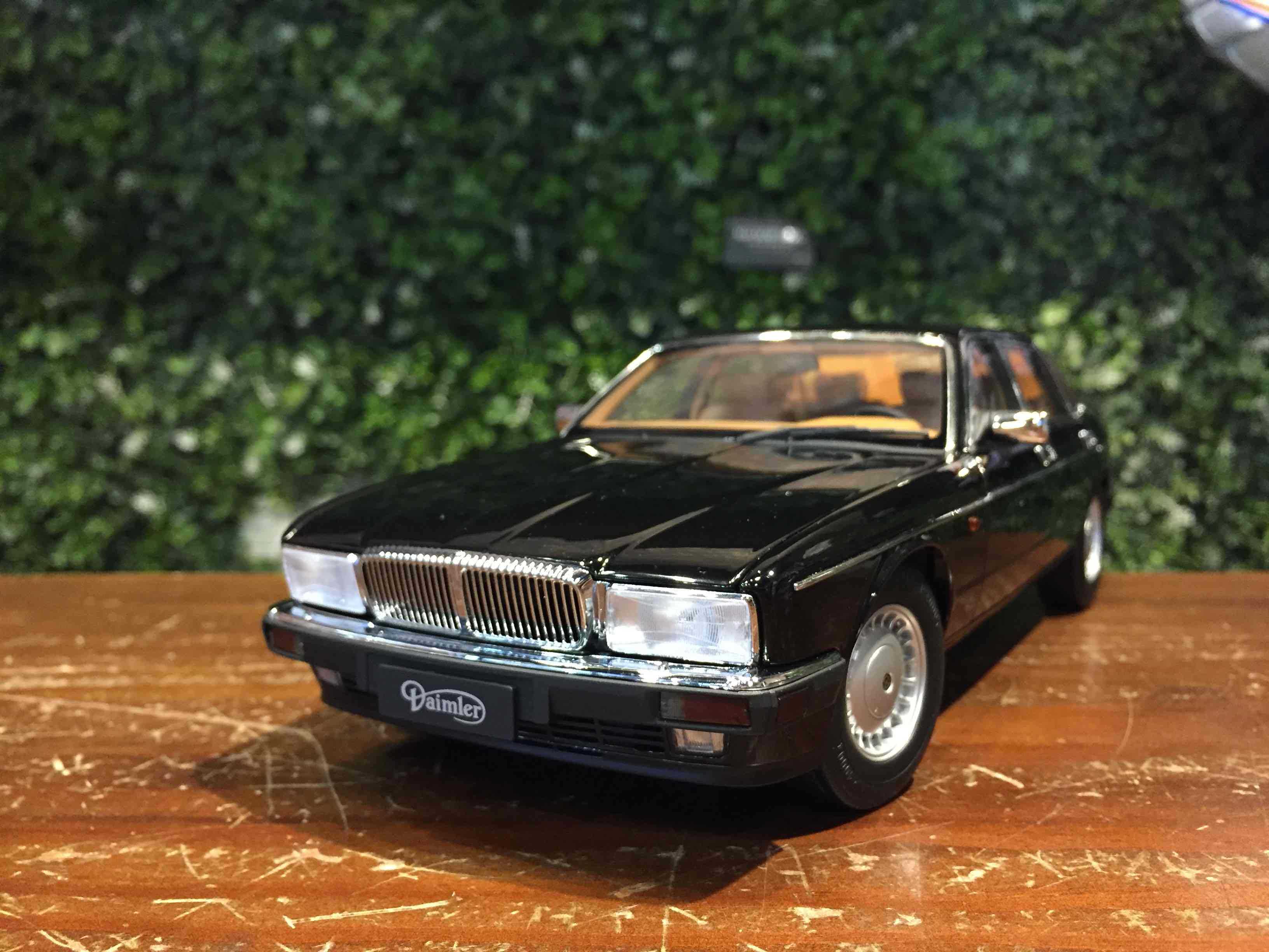 1/18 Almost Real Jaguar Daimler XJ6 (XJ40) Ebony 810543【MGM】