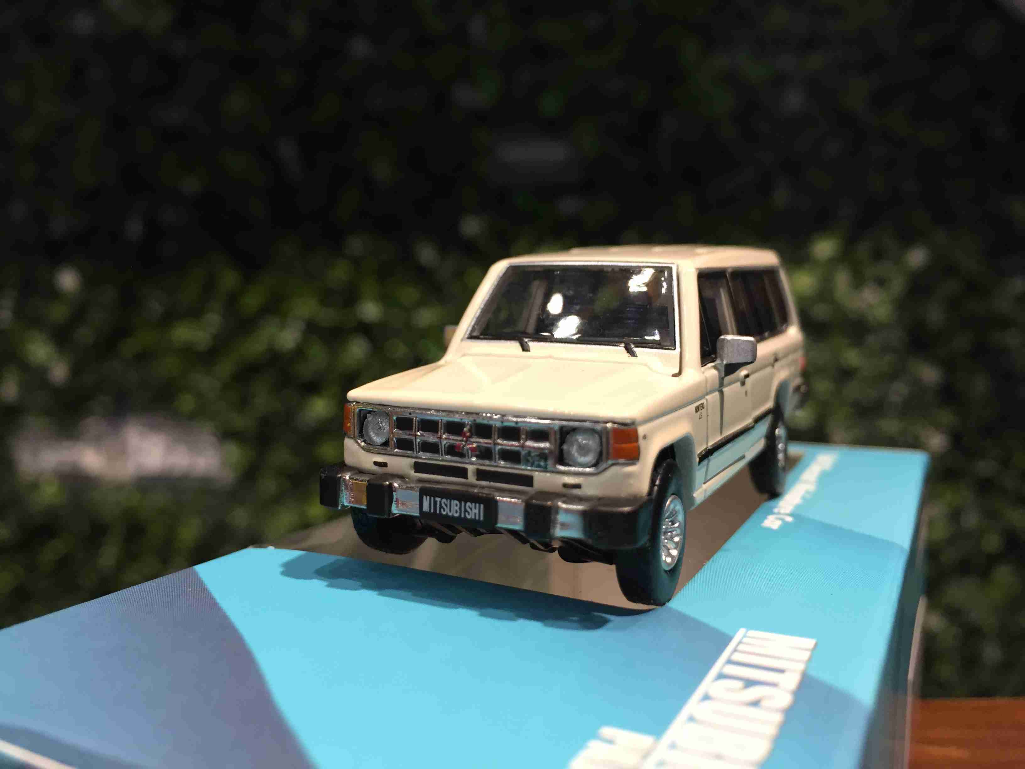 1/64 BM Creations Mitsubishi Pajero MK1 Ivory 64B0242【MGM】