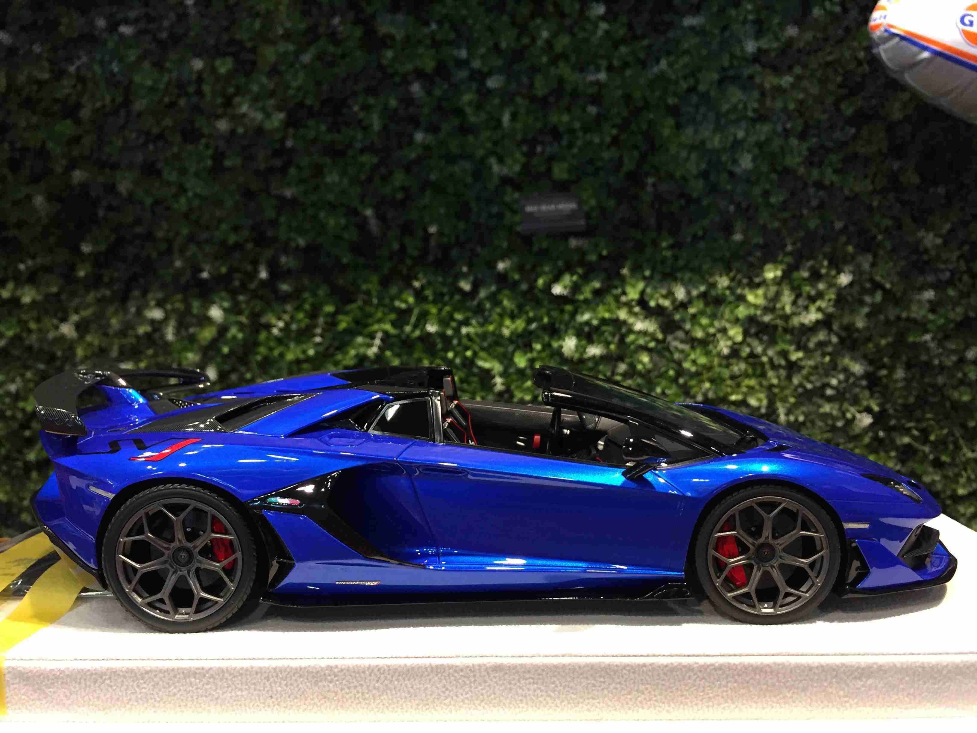 1/18 MakeUp Lamborghini Aventador SVJ Roadster EML029C【MGM】