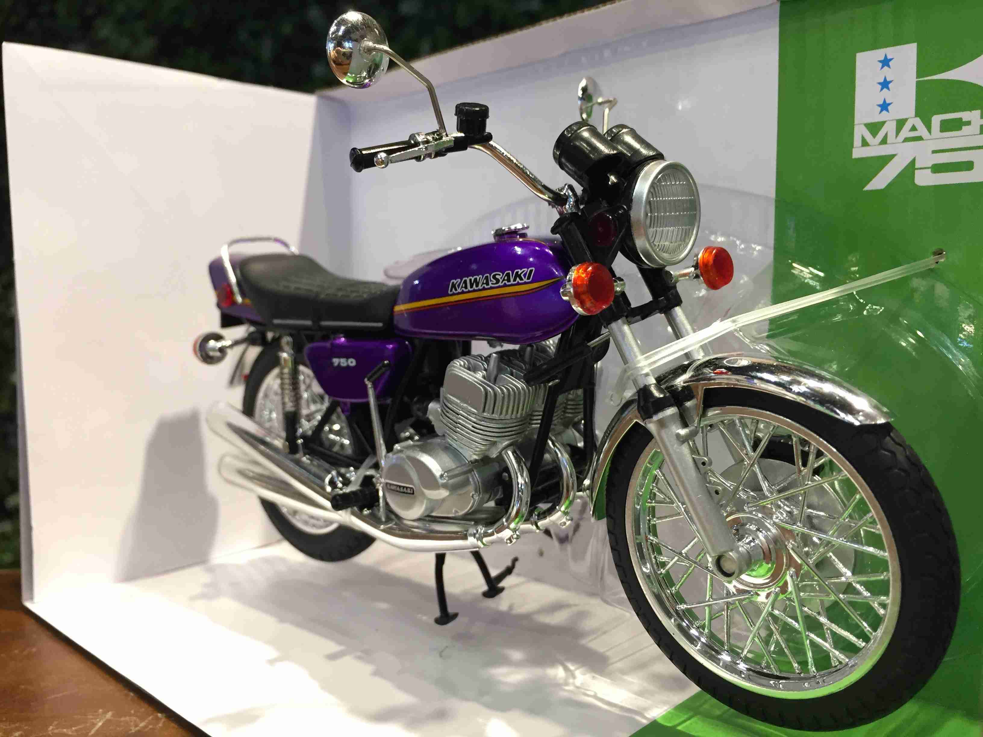 1/12 Aoshima Kawasaki 750SS MACH IV Purple 108208【MGM】