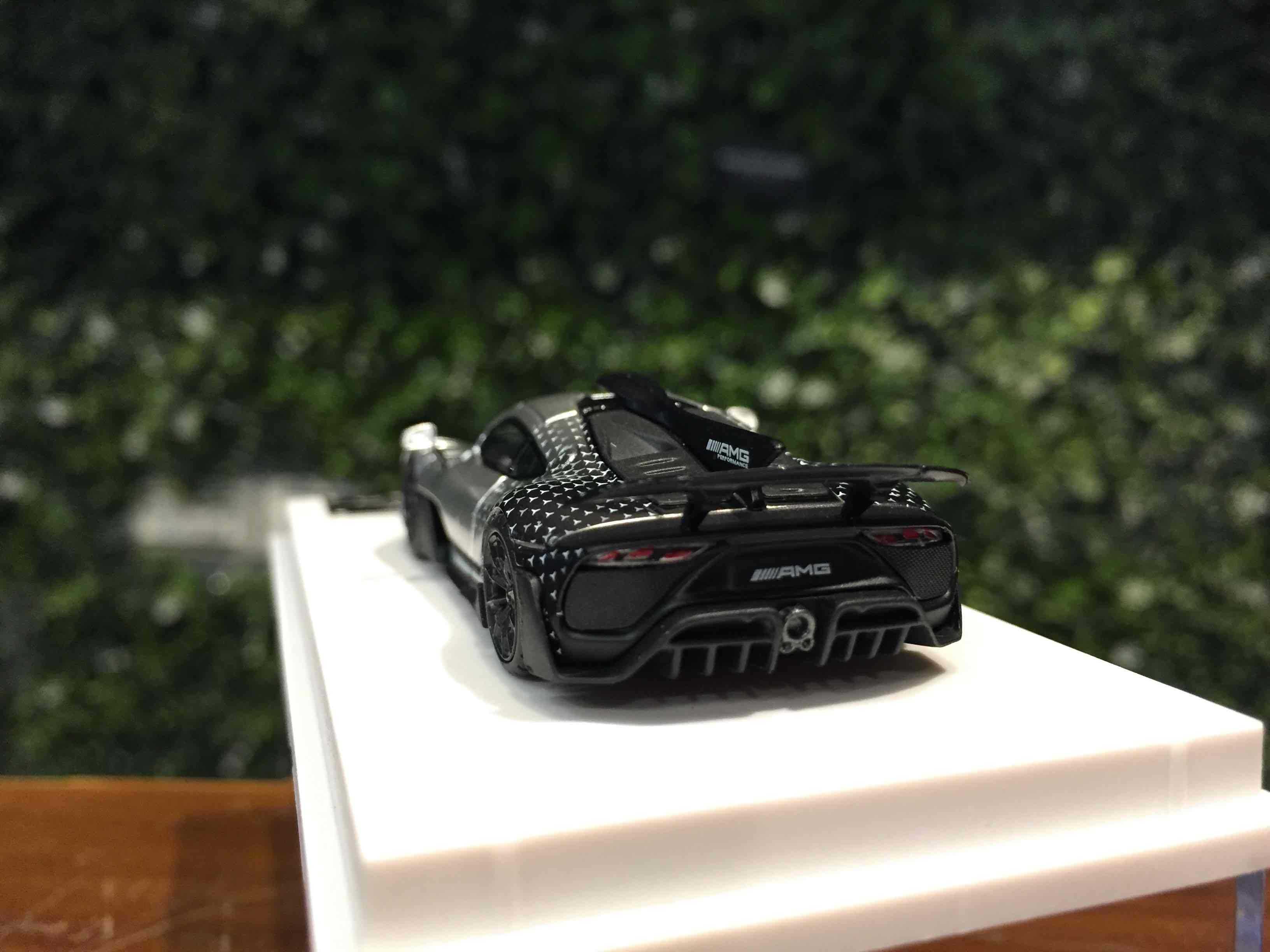 1/64 Solo Mercedes-AMG One Silver Starlight 【MGM】