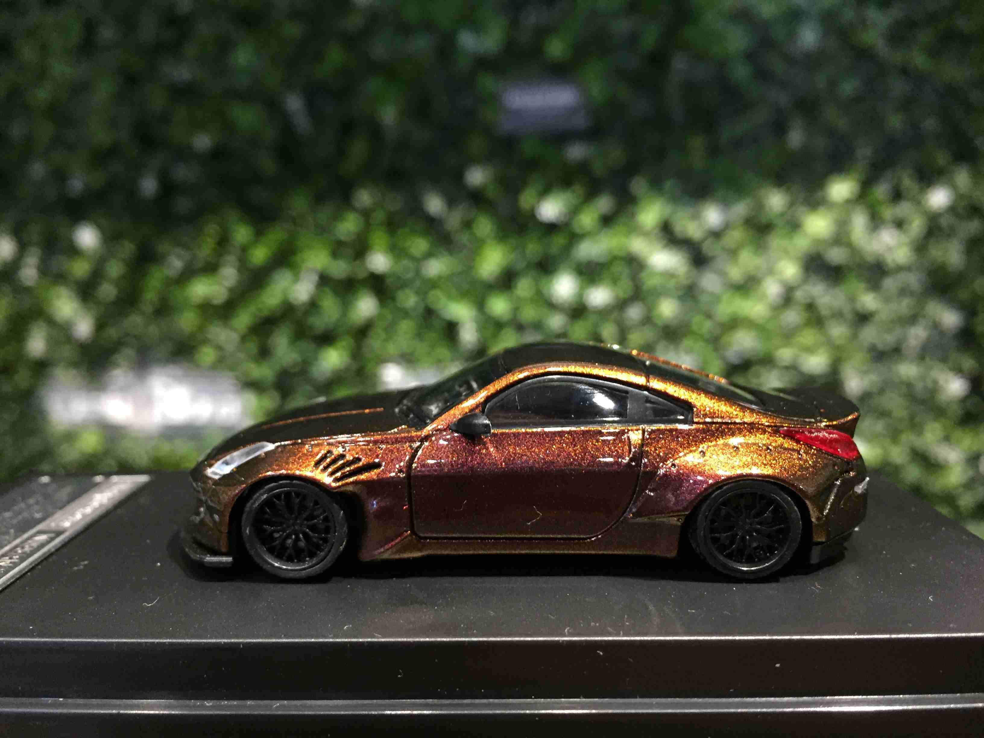 1/64 HR Pandem Nissan 350Z Chrome【MGM】