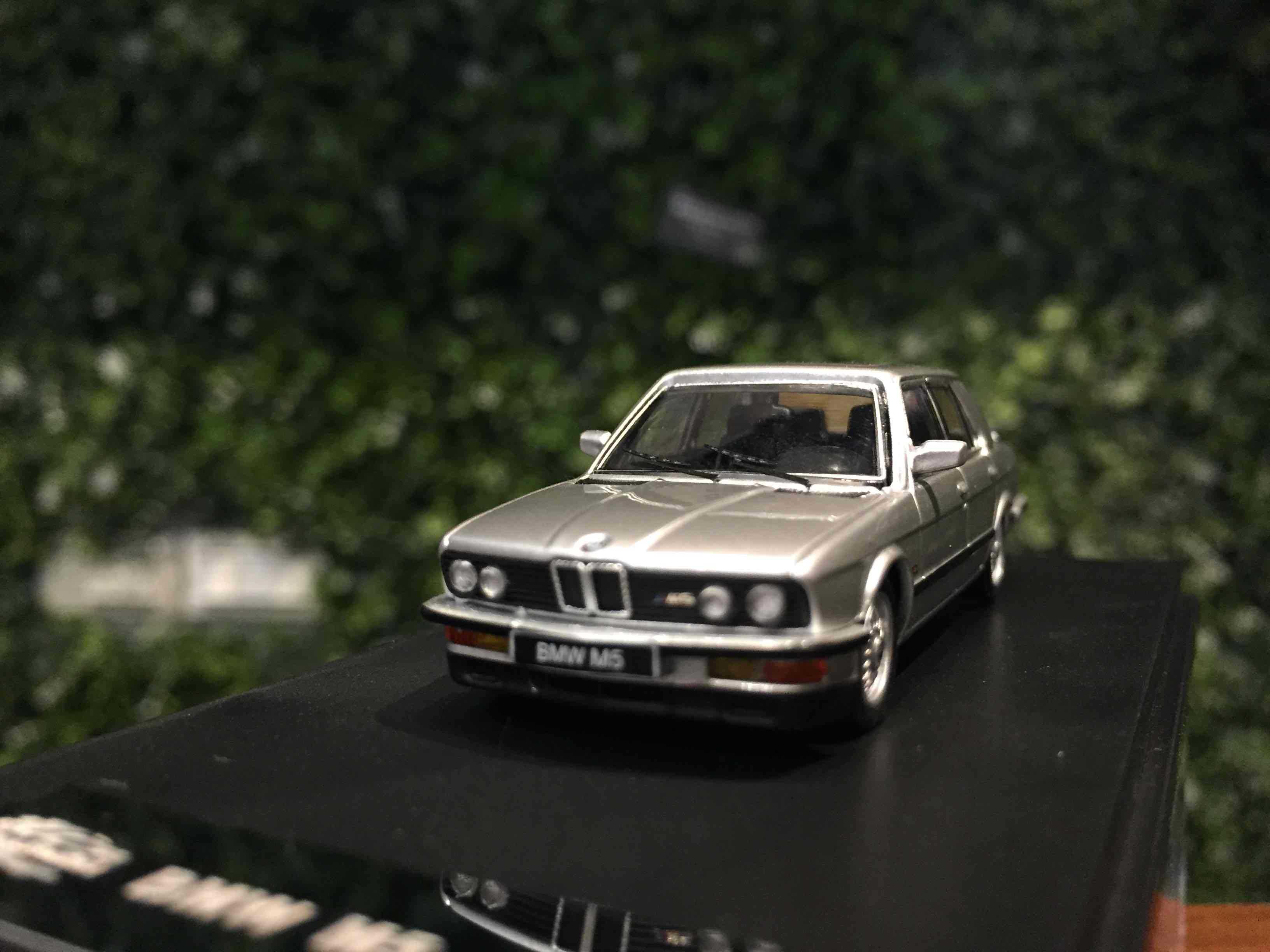 1/64 KingModel BMW M5 (E28) Silver【MGM】
