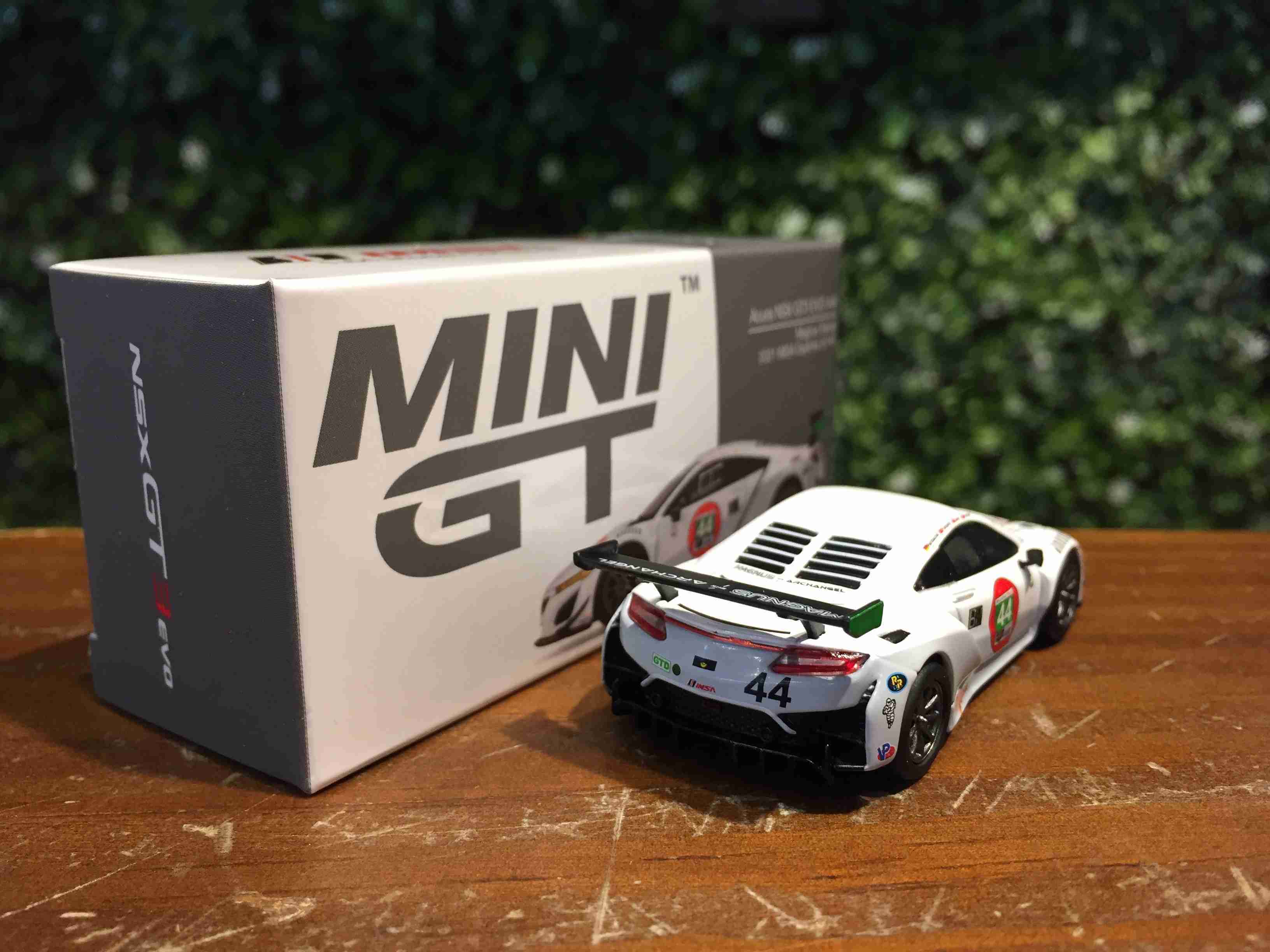 1/64 MiniGT Acura NSX GT3 EVO #44 2021 IMSA MGT00302L【MGM】