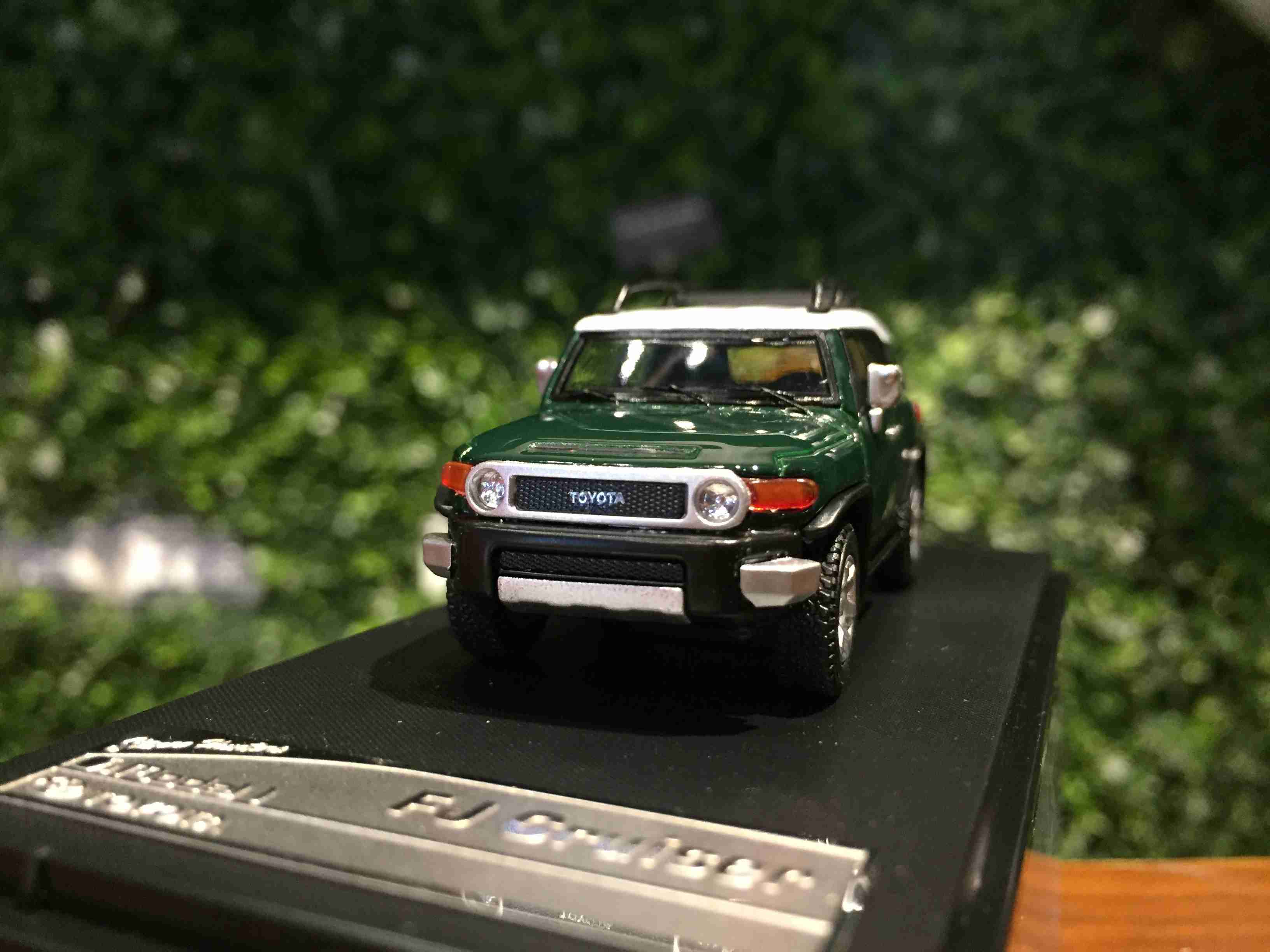 1/64 StanceHunter Toyota FJ Cruiser XJ10 Green【MGM】