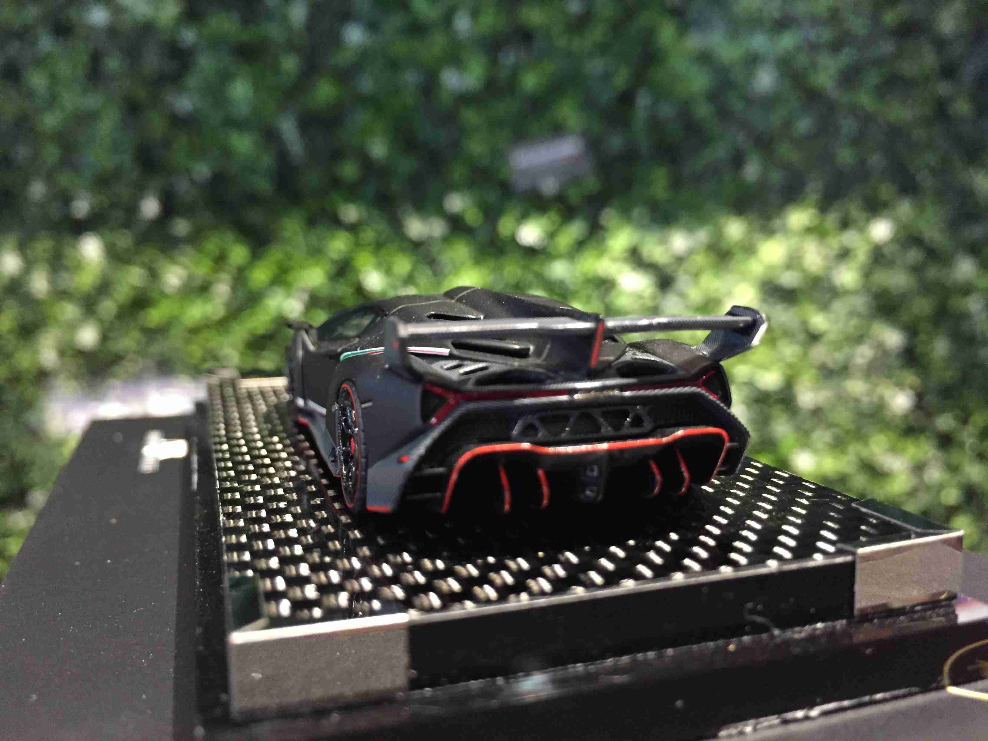 1/64 MR Lamborghini Veneno Nero MR64002DLUX【MGM】
