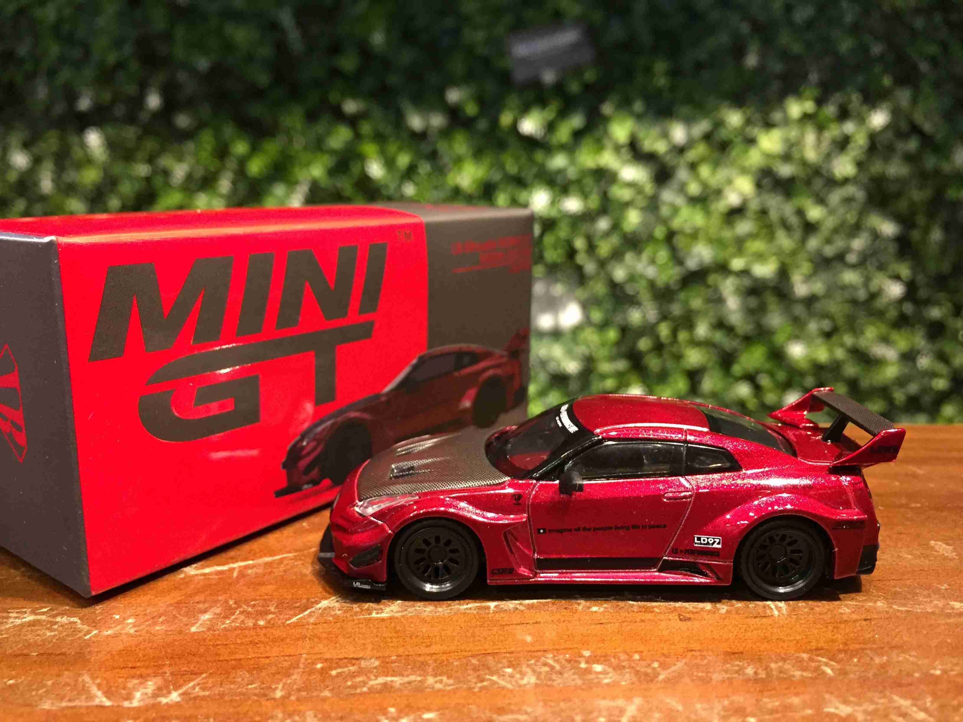 1/64 MiniGT LB-Silhouette 35GT-RR R35 Red MGT00191L【MGM】