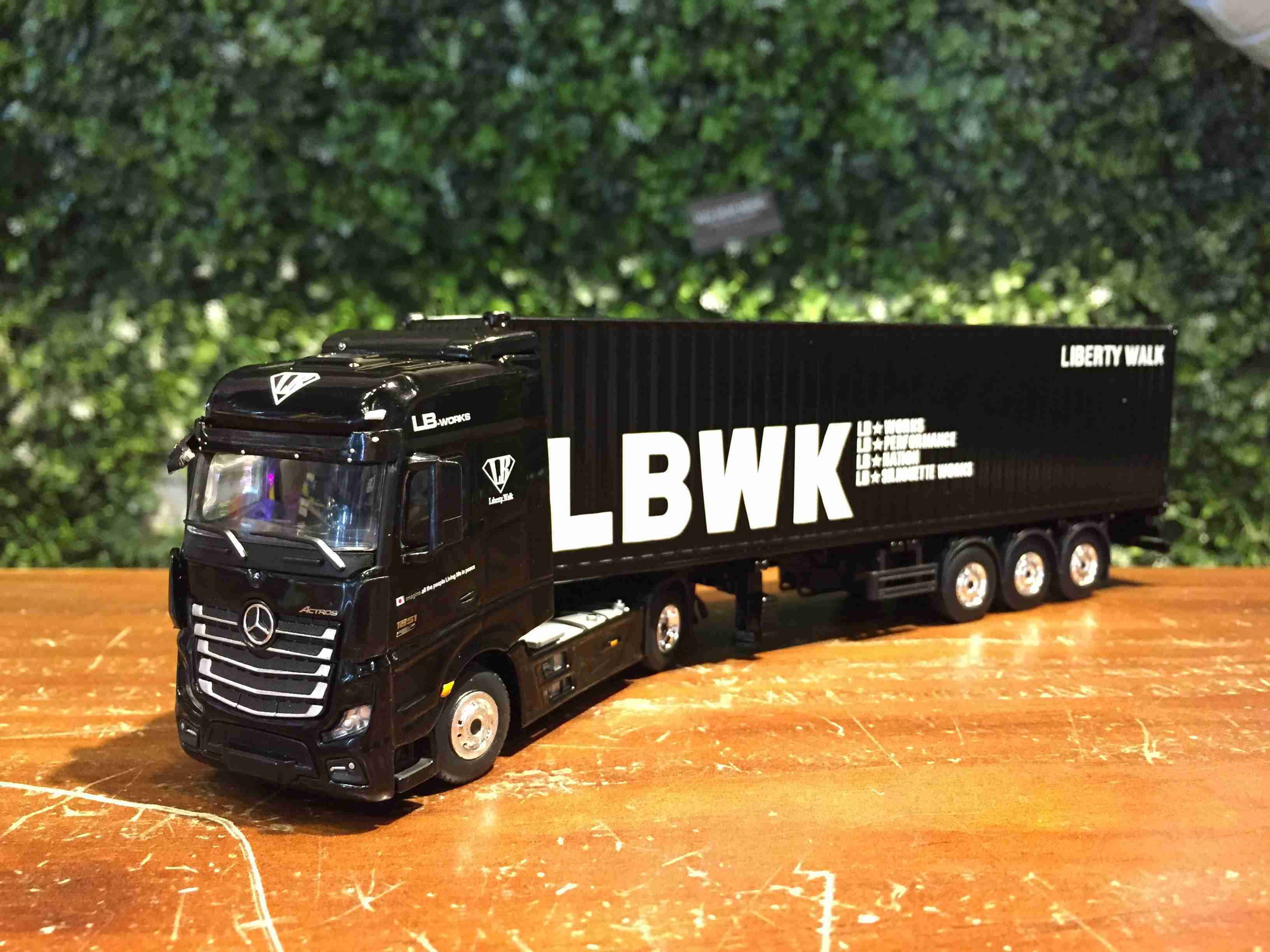 1/64 MiniGT Mercedes Actros LBWK Container 貨櫃車MGT00215【MGM