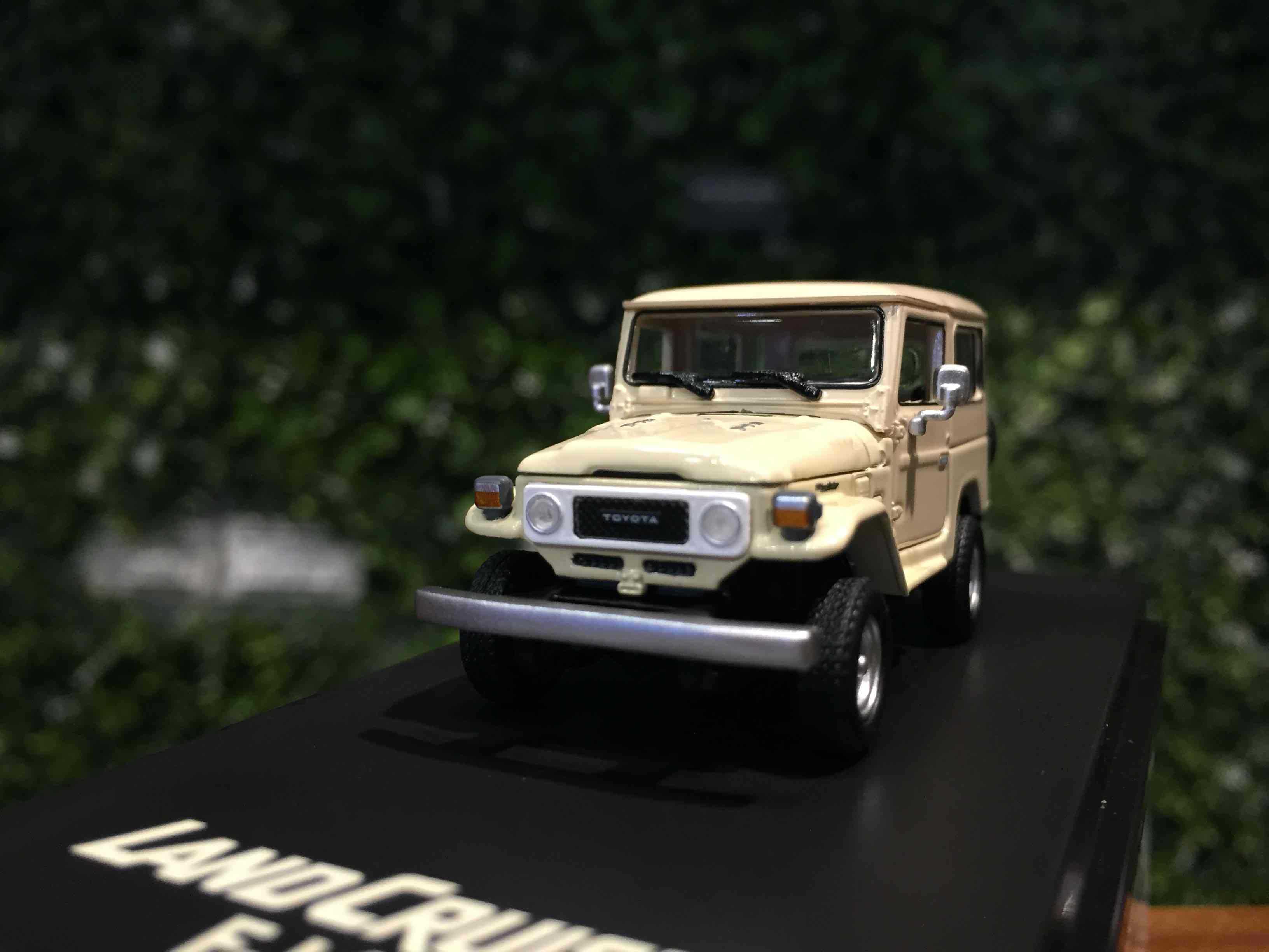 1/64 HF Toyota Land Cruiser FJ40 Beige HJ64FJ4003BG【MGM】