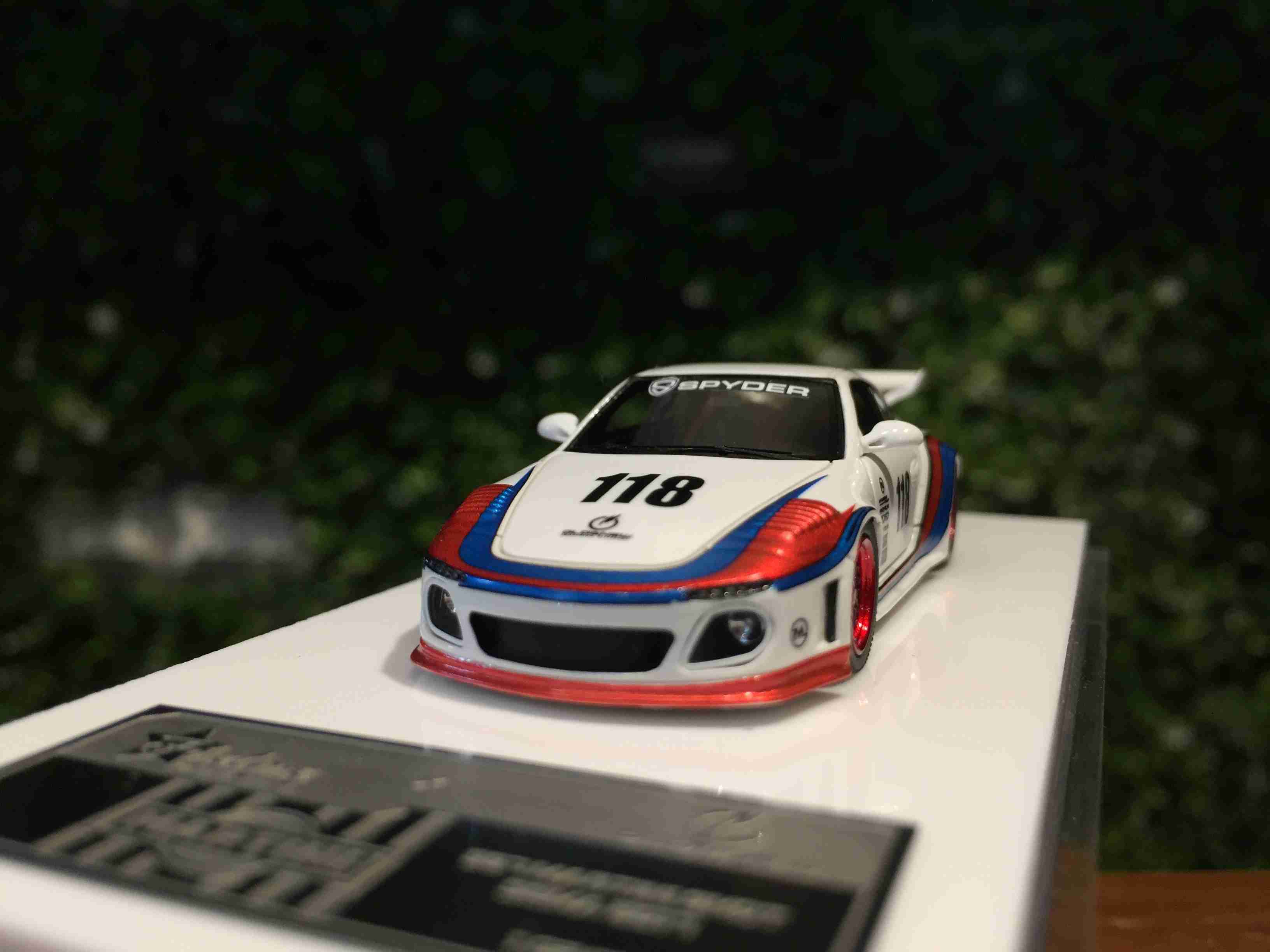 1/64 FuelMe Old \u0026 New Porsche 997 Martini FM64008PGA【MGM】