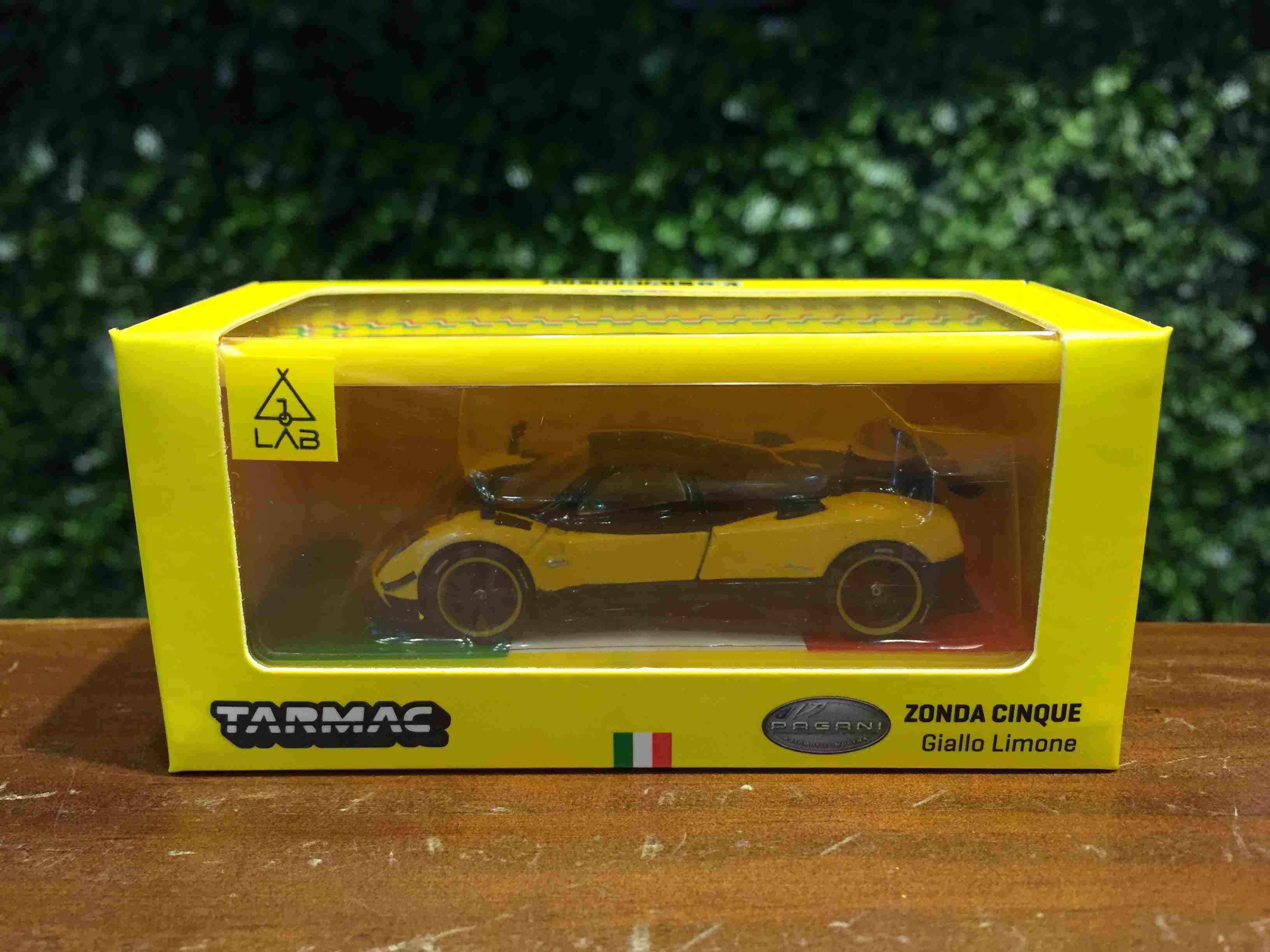 1/64 Tarmac Pagani Zonda Cinque Giallo T64GTL021YL【MGM】