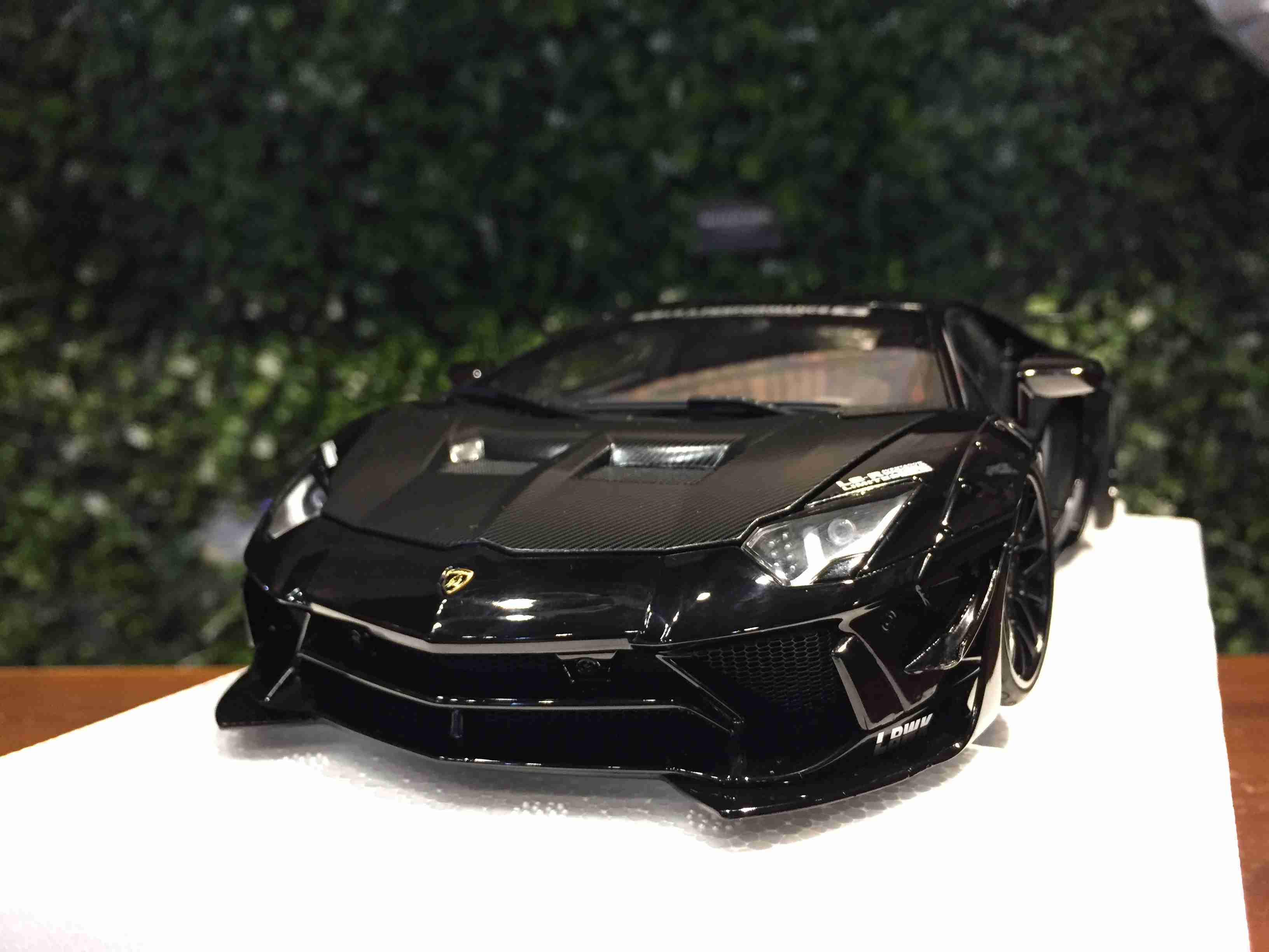 1/18 TP LB-Works Aventador 2.0 LV Louis Vuitton x Supreme 