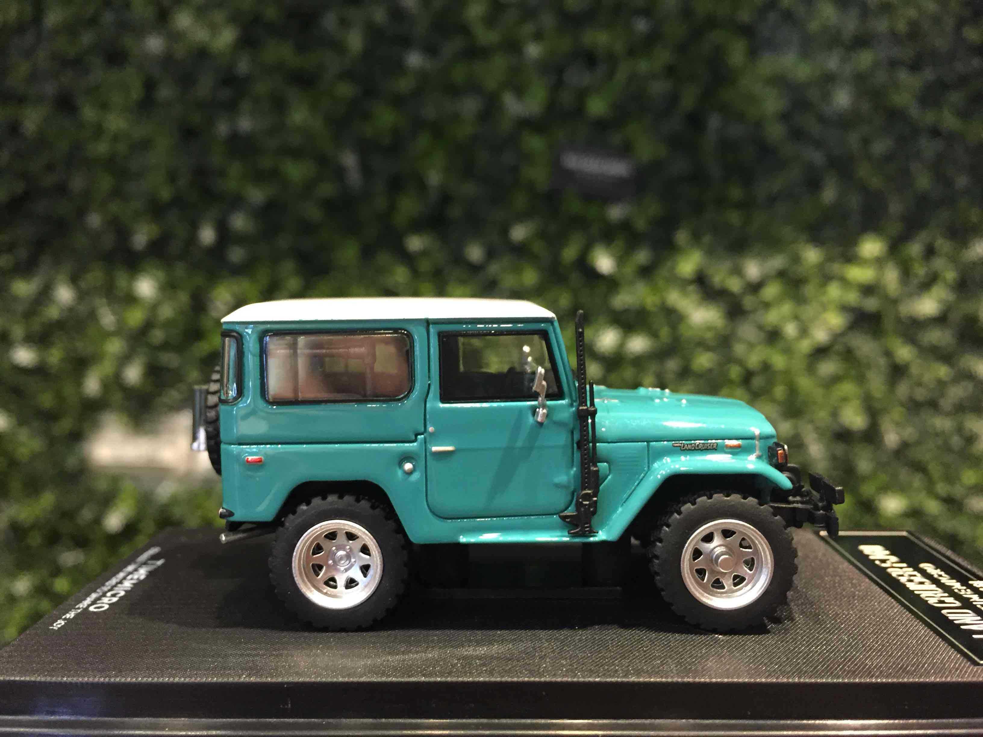 1/64 TimeModel Toyota Land Cruiser FJ40 Green TM645202【MGM】