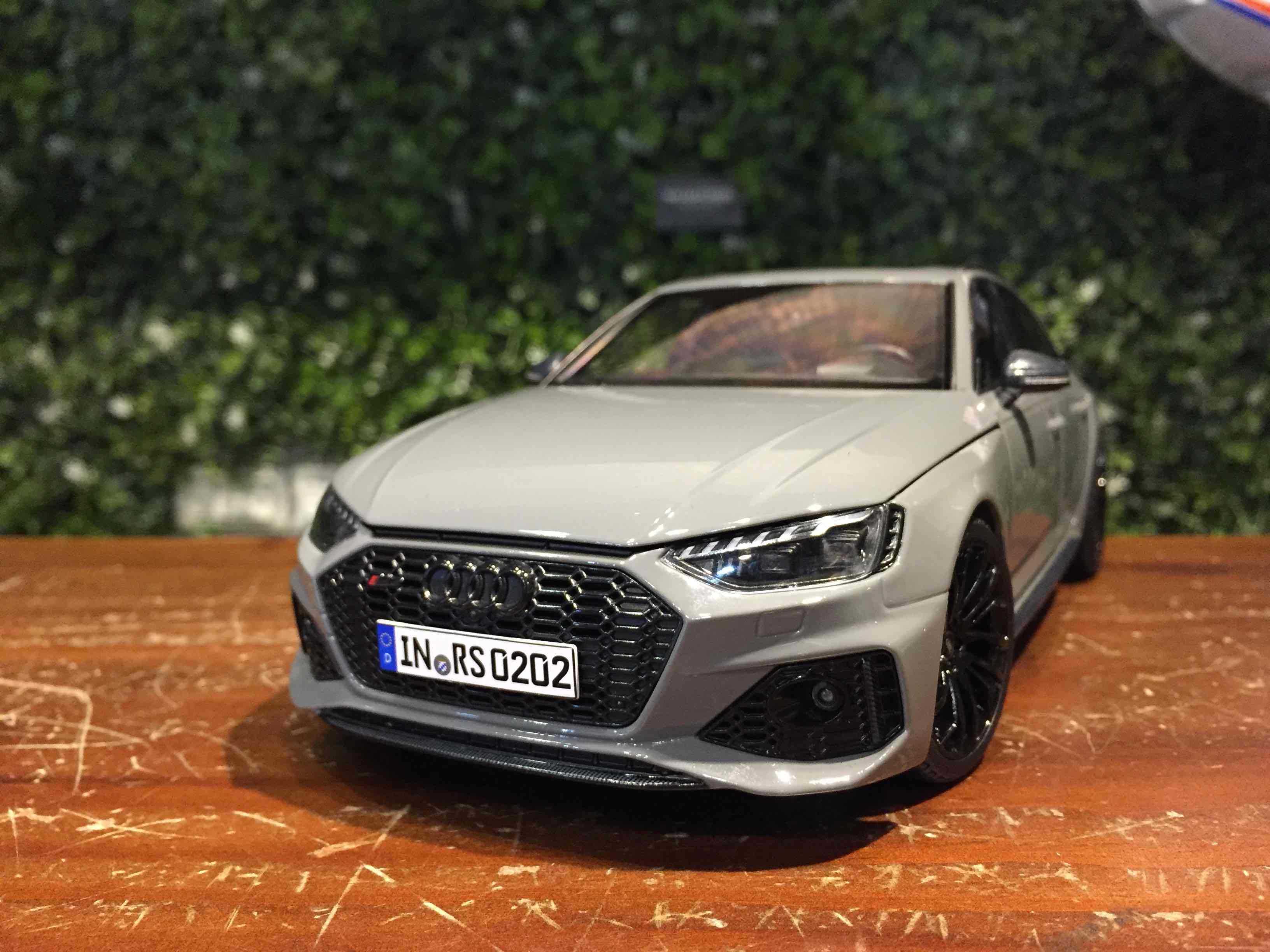 1/18 KiloWorks Audi RS4 Avant Nardo Grey KLW000401【MGM】