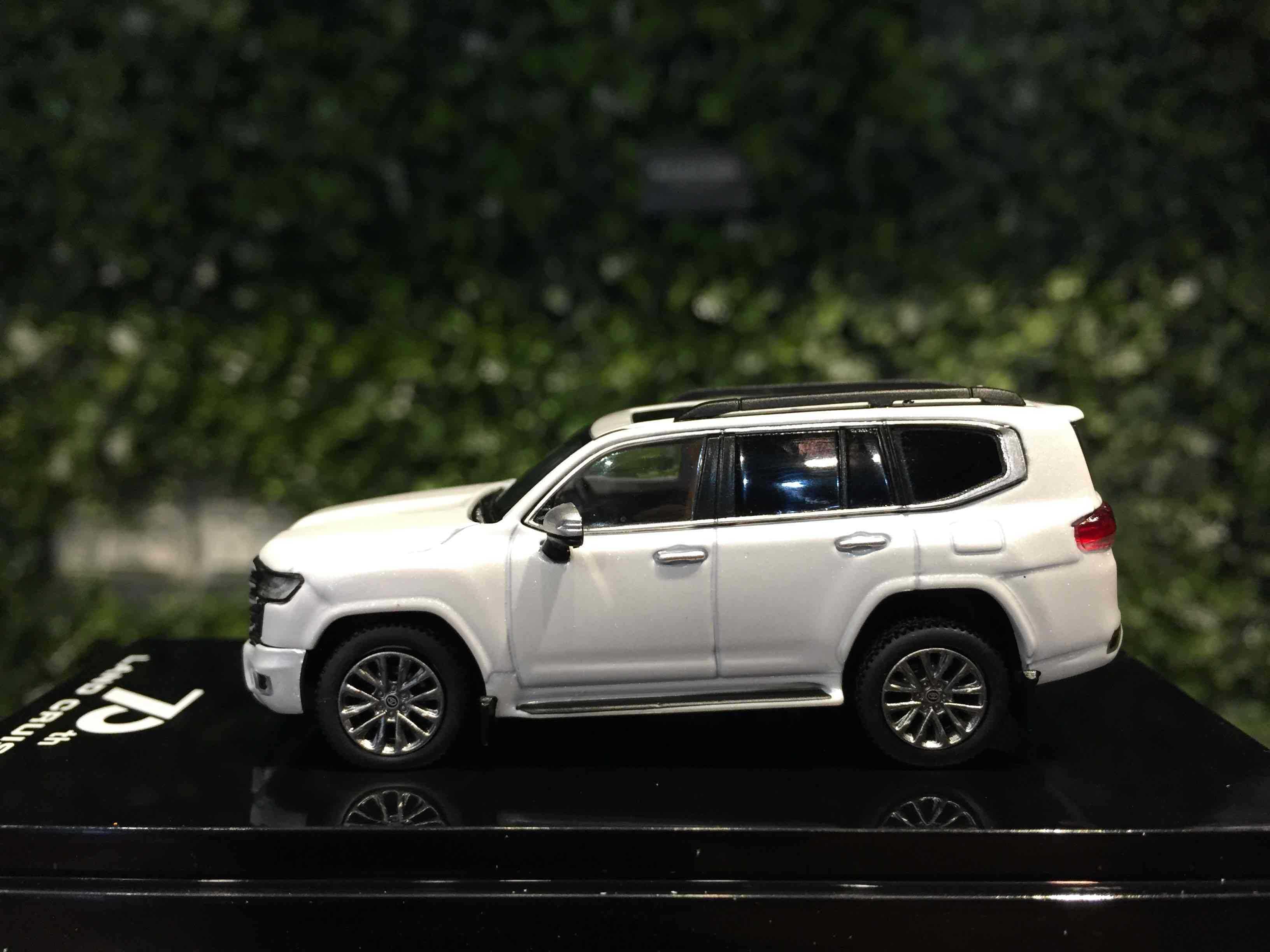 1/64 HobbyJapan Toyota Land Cruiser (JA300W) HJ641050AW【MGM】