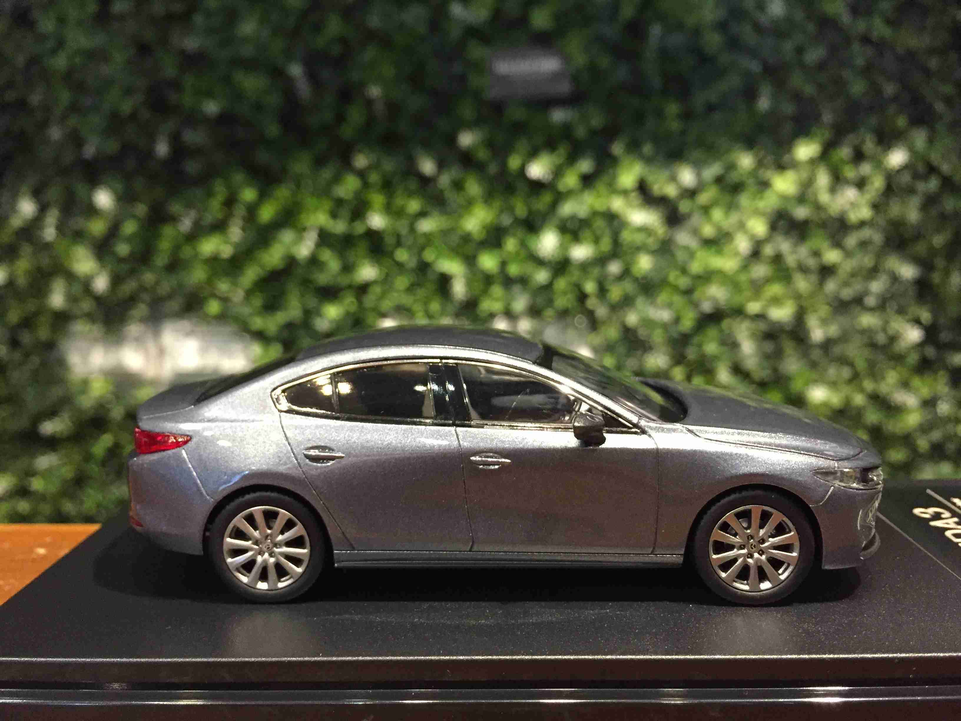 1/43 Hi-Story Mazda 3 Sedan 2019 Machine Gray HS259MG【MGM】