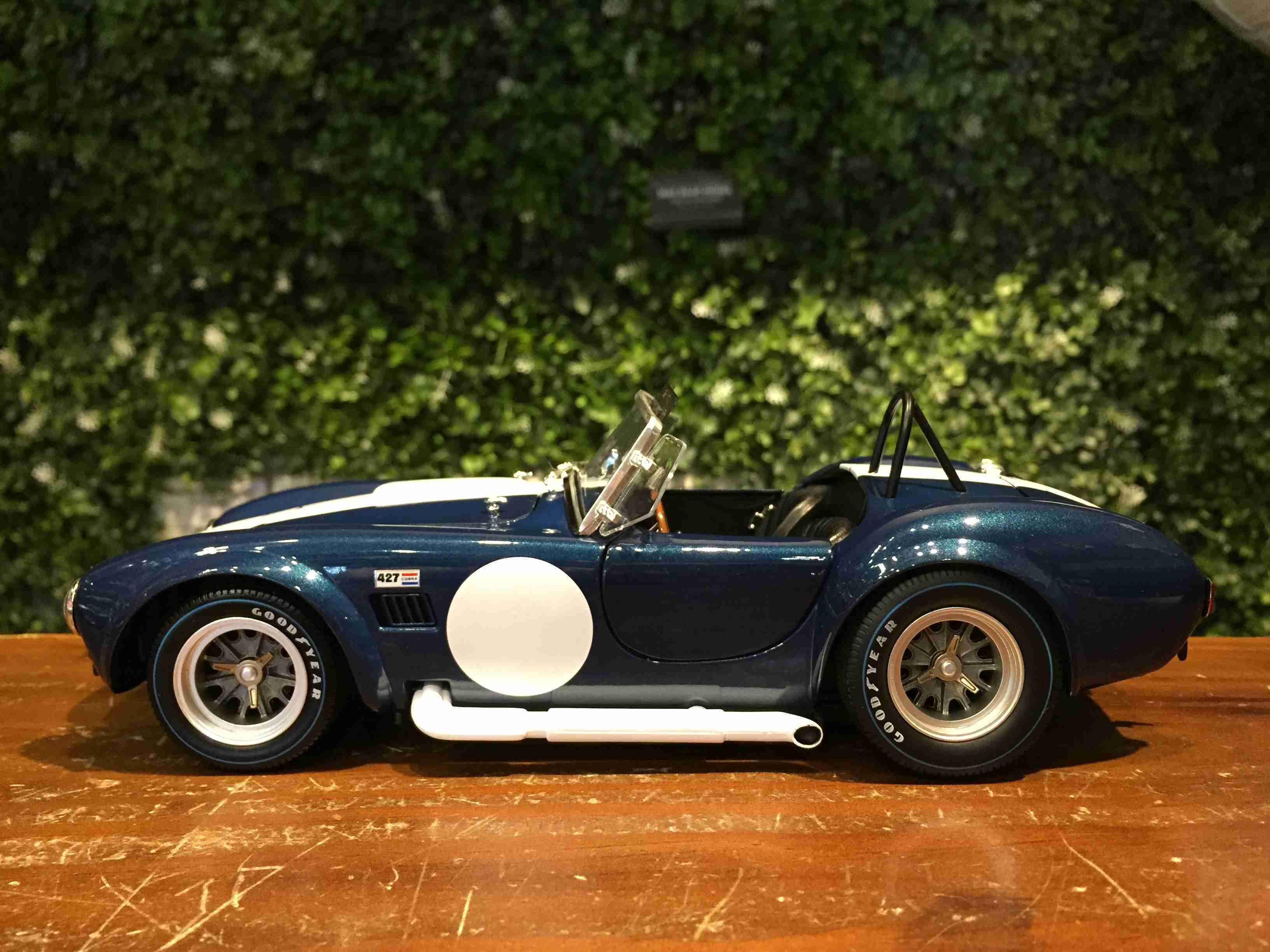 1/18 Kyosho Shelby Cobra 427 S/C Dark Blue 08047DBL【MGM】