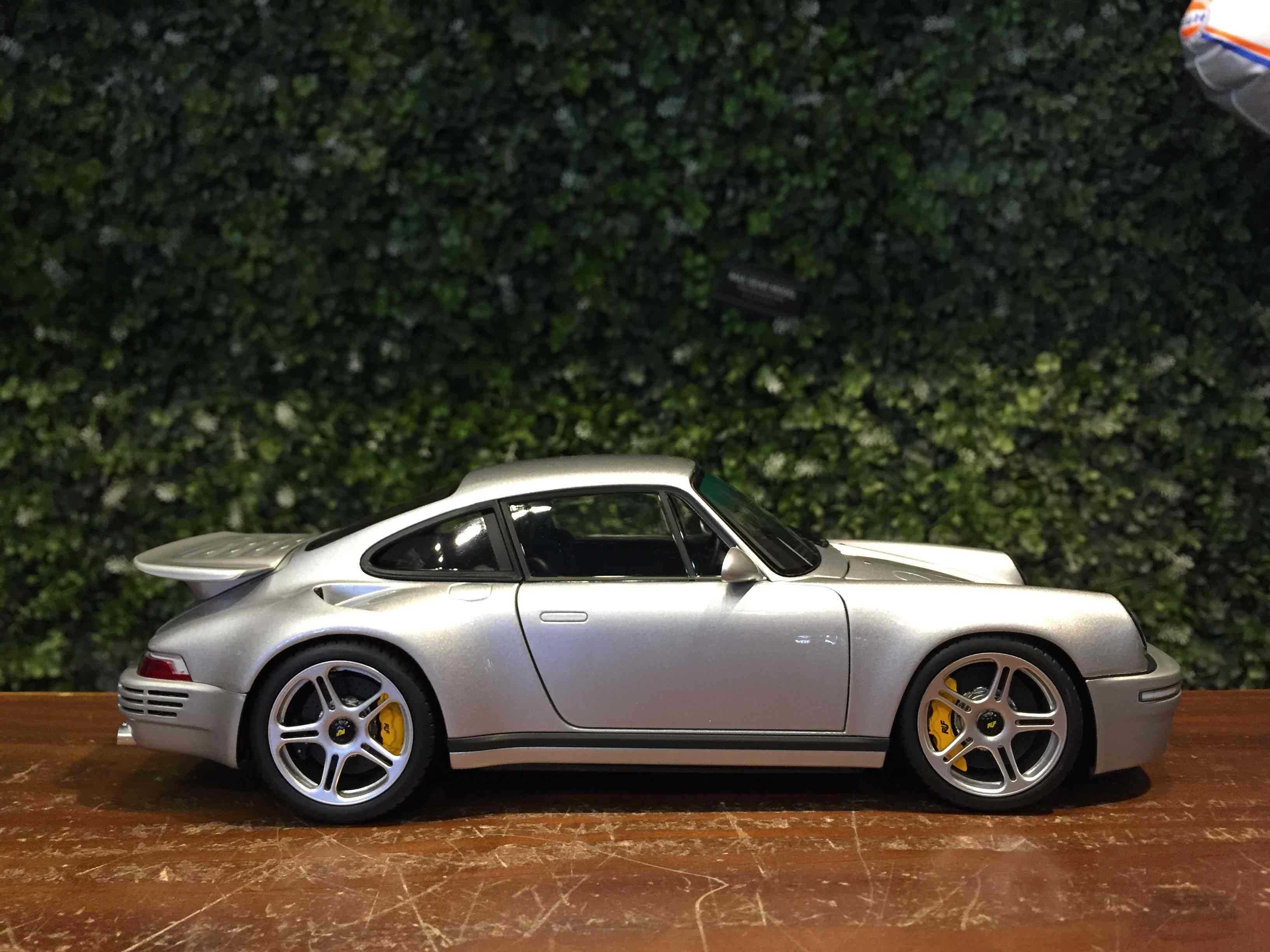 1/18 Almost Real RUF CTR Anniversary 2017 Silver 880303【MGM】