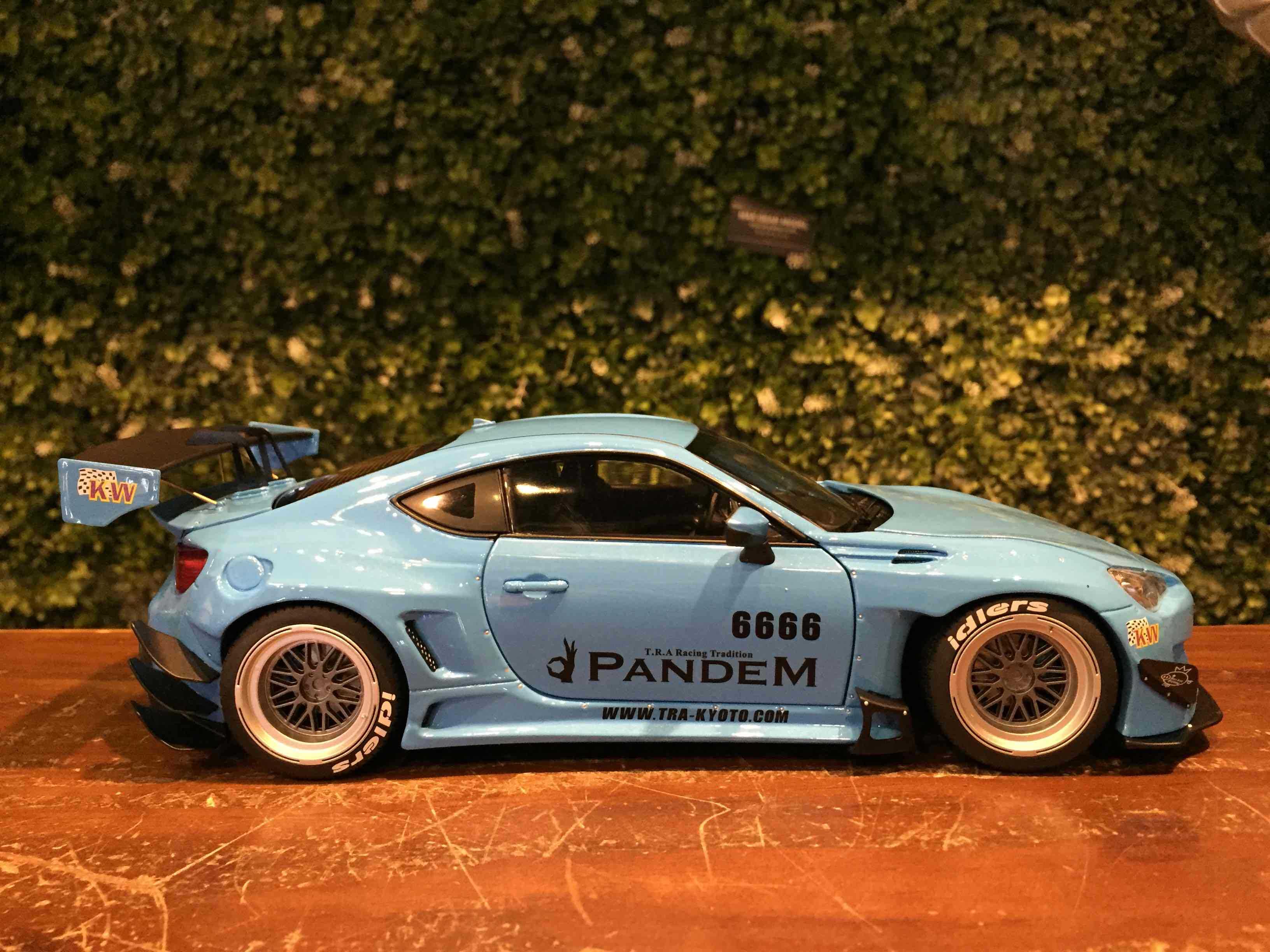 1/18 DCN Pandem Toyota 86 Blue【MGM】