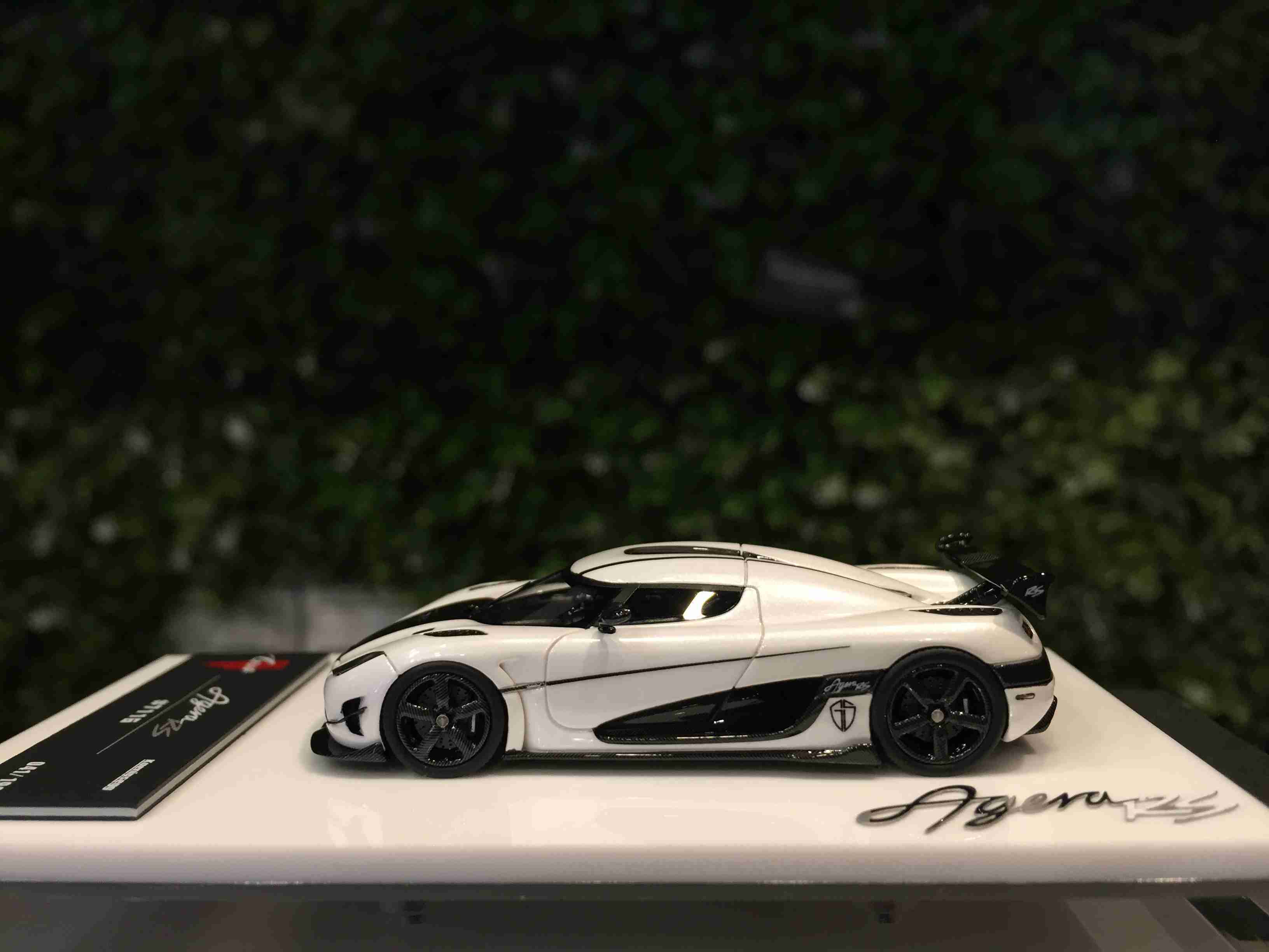 1/64 Guoji Koenigsegg Agera RS Artic White 7116【MGM】