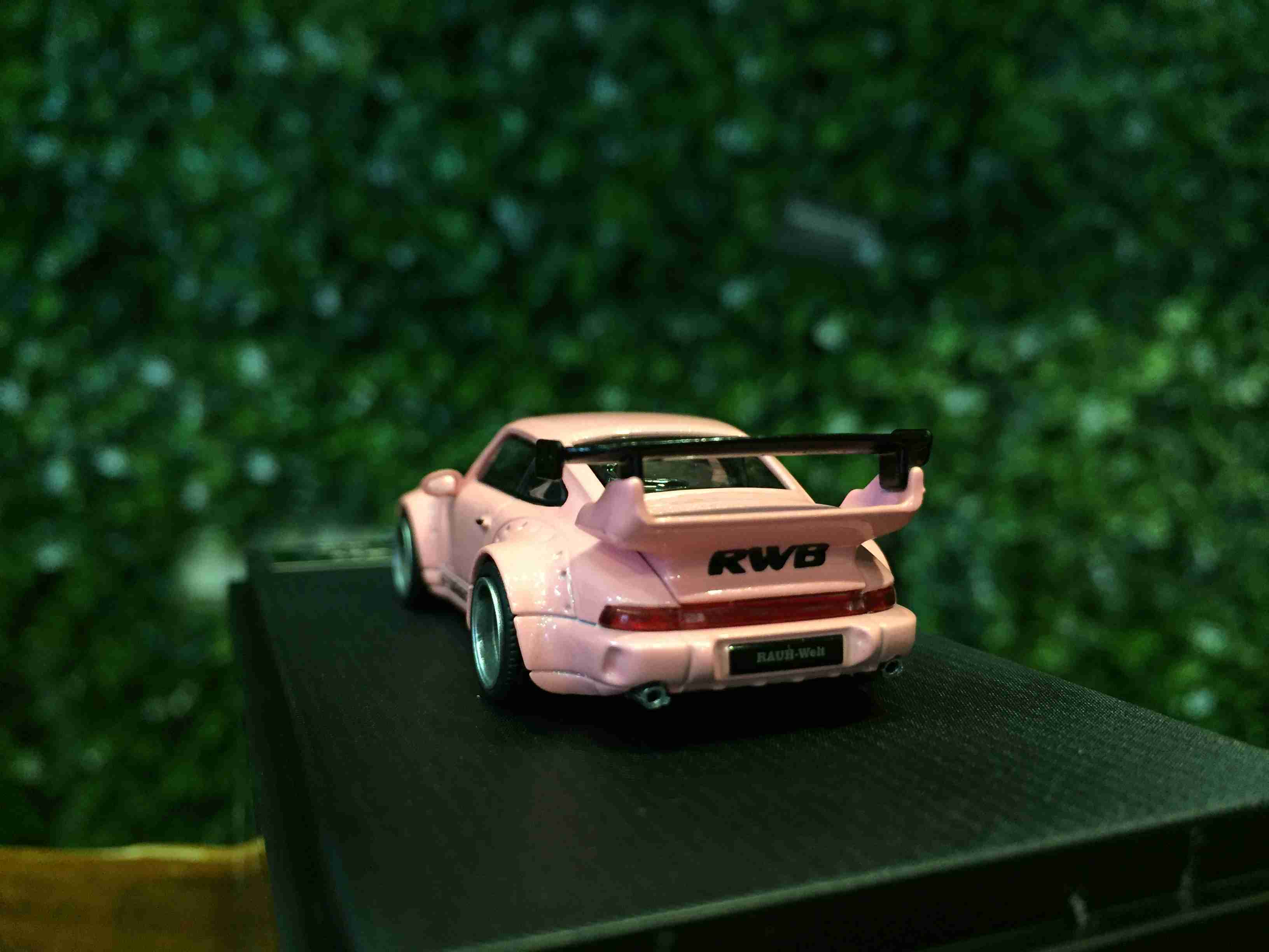 1/64 Aurora RWB Porsche 911 (964) Pink AM640880【MGM】