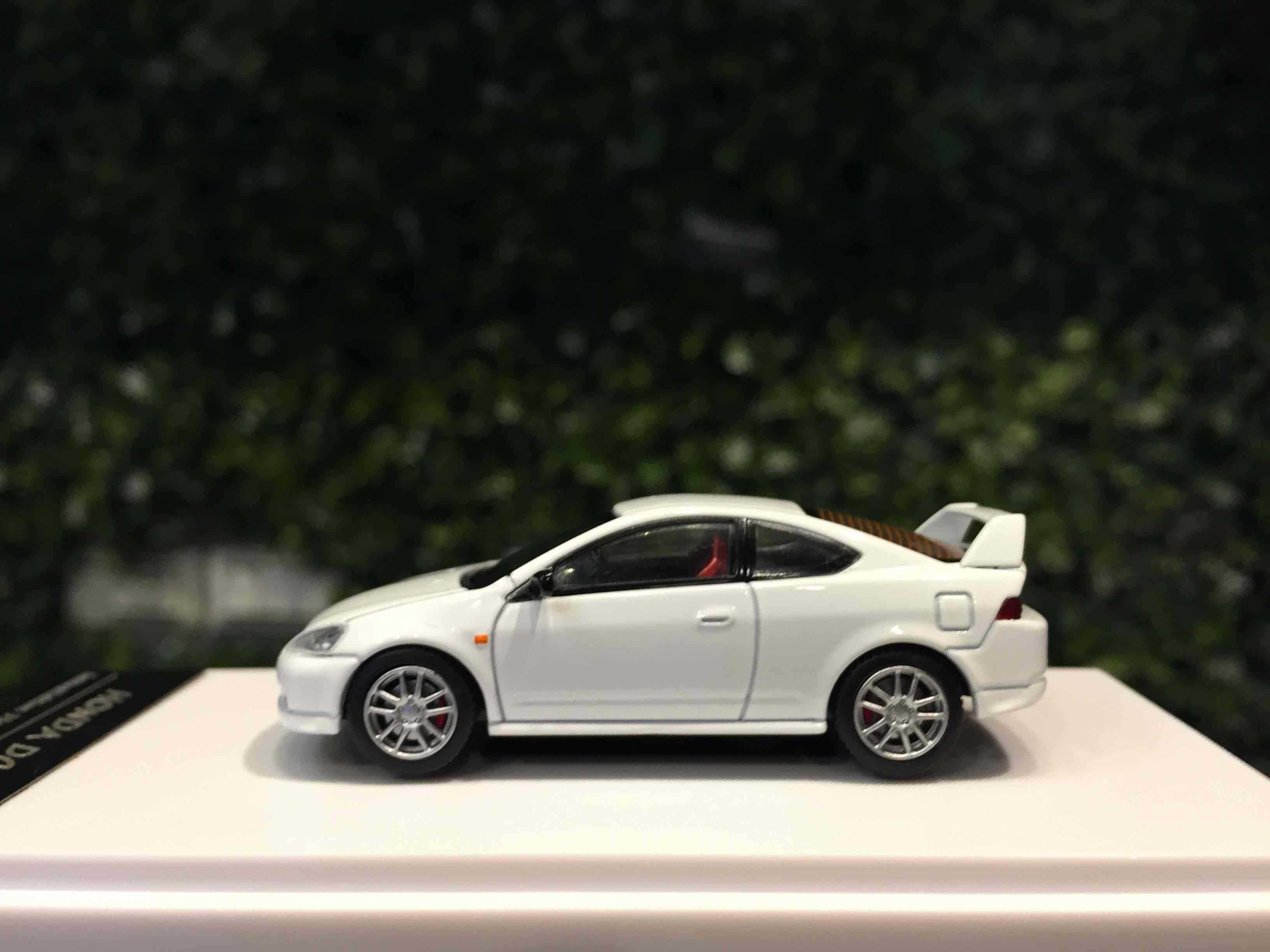 1/64 XF Honda Integra (DC5) 2004 White【MGM】