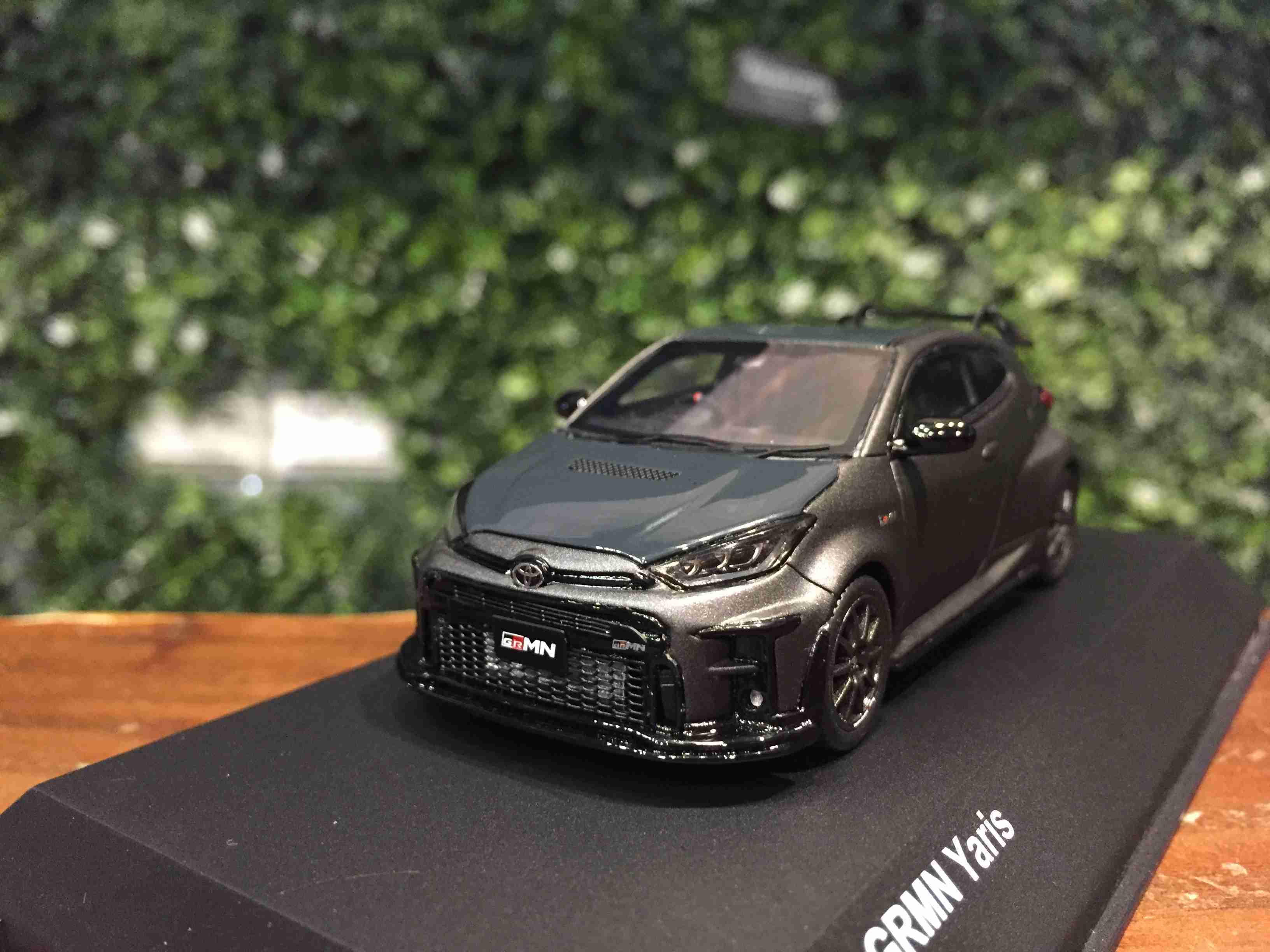 1/43 Kyosho Toyota Prius Z Hybrid Grey KSR43131GR【MGM】 - Max