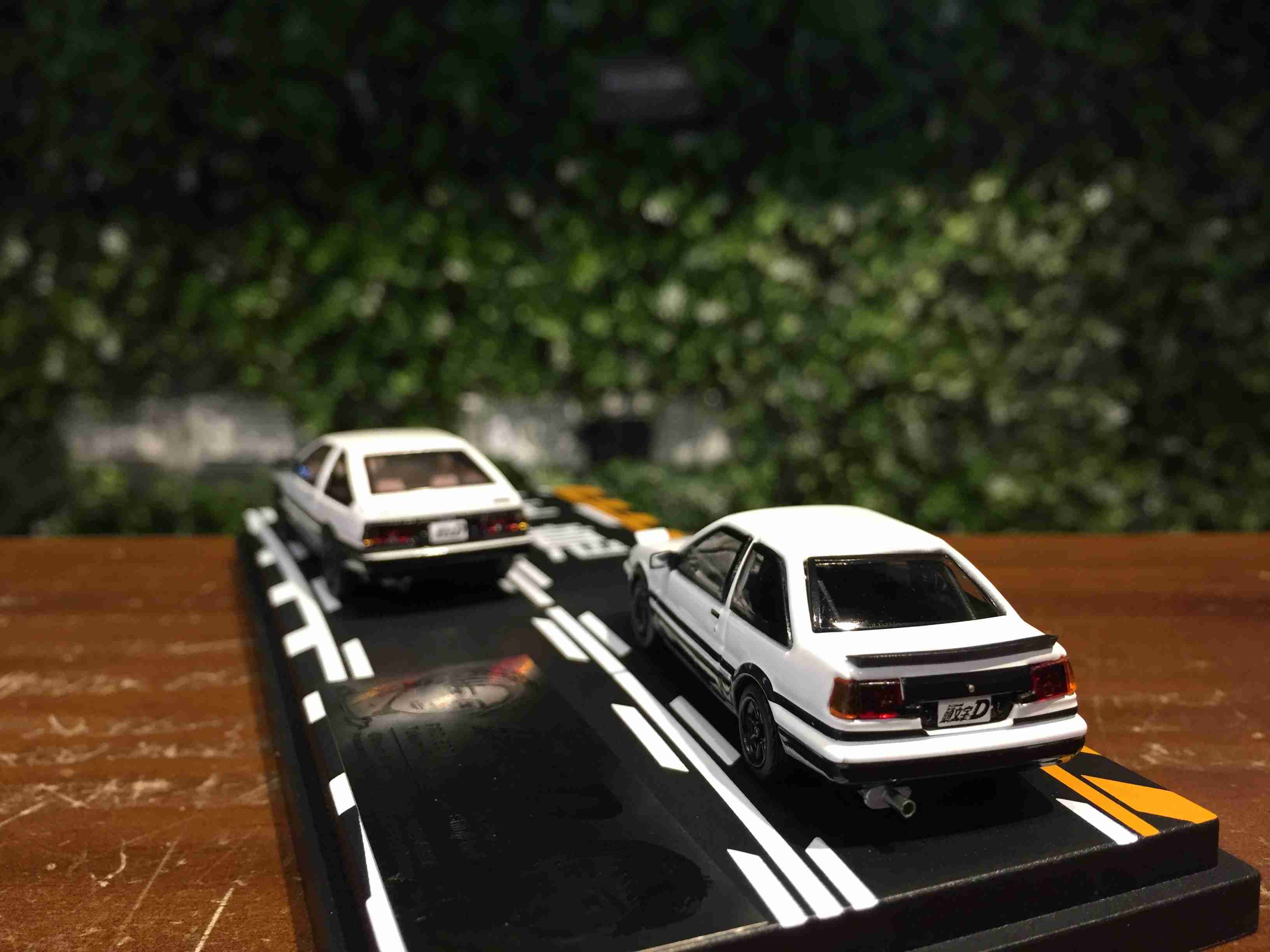 1/64 Modelers 頭文字D 藤原拓海AE86 & 乾信司AE86 MD64201【MGM