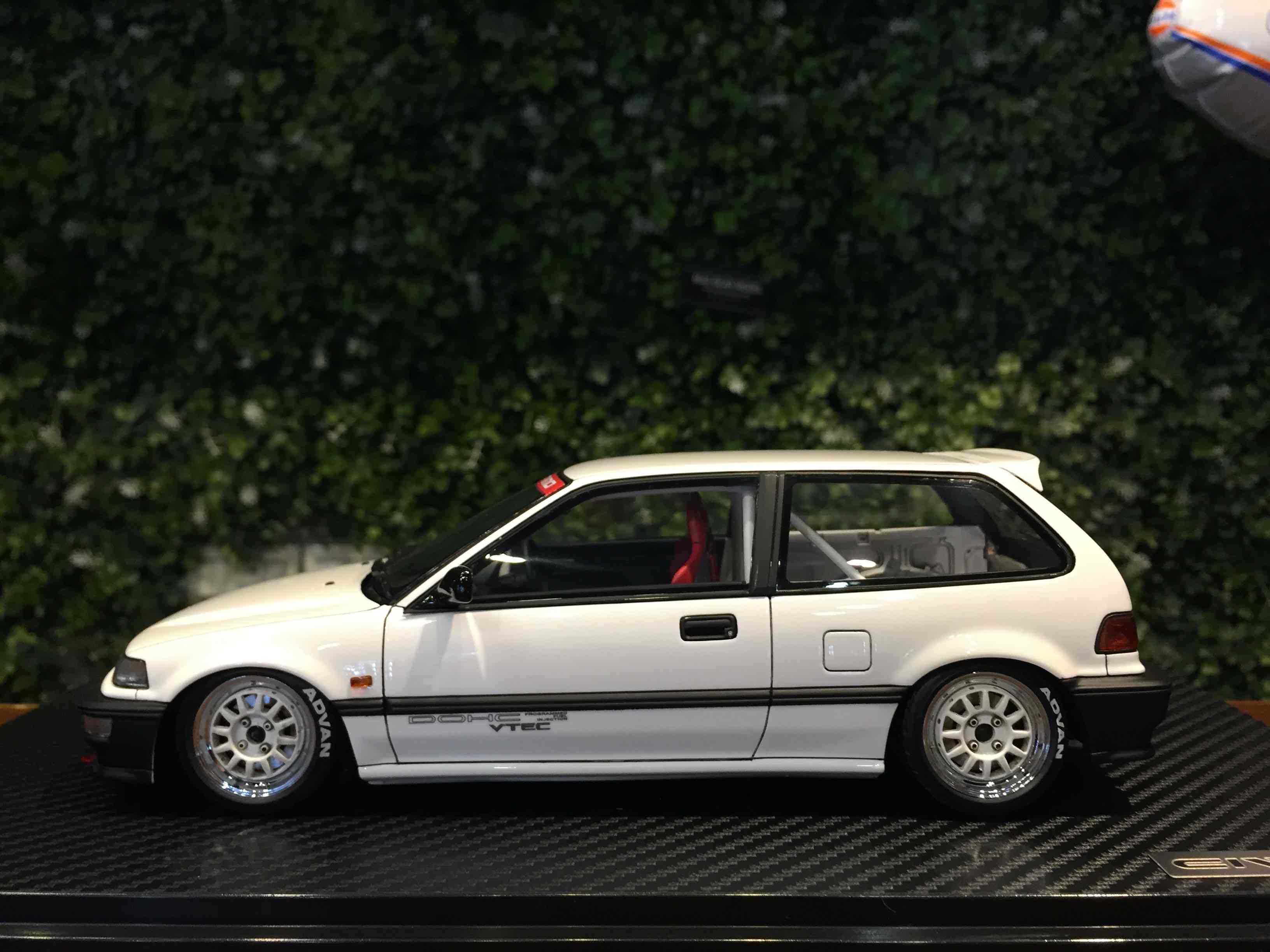 1/18 Ignition Honda Civic (EF9) SiR White IG3126【MGM】