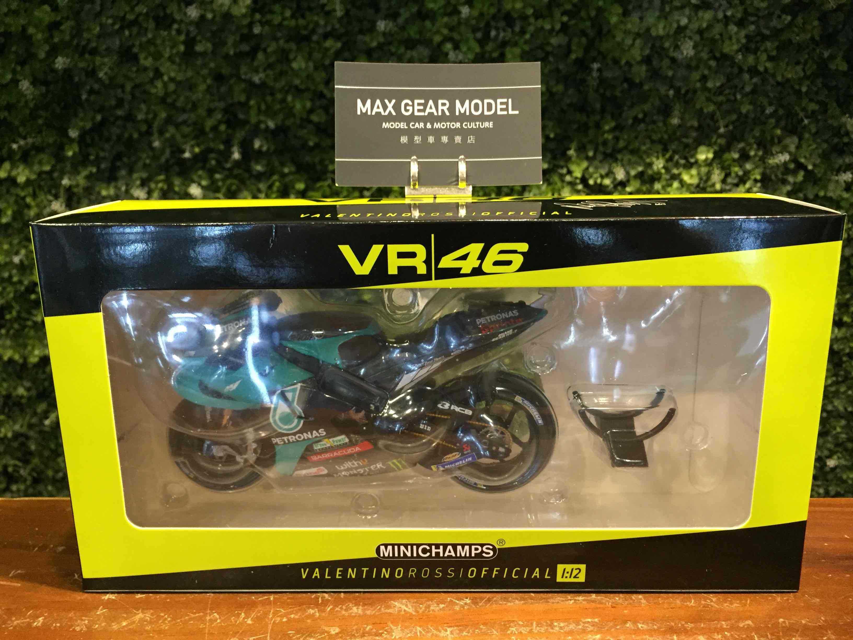 1/12 Minichamps Yamaha YZR-M1 Valentino Rossi 122213046【MGM】