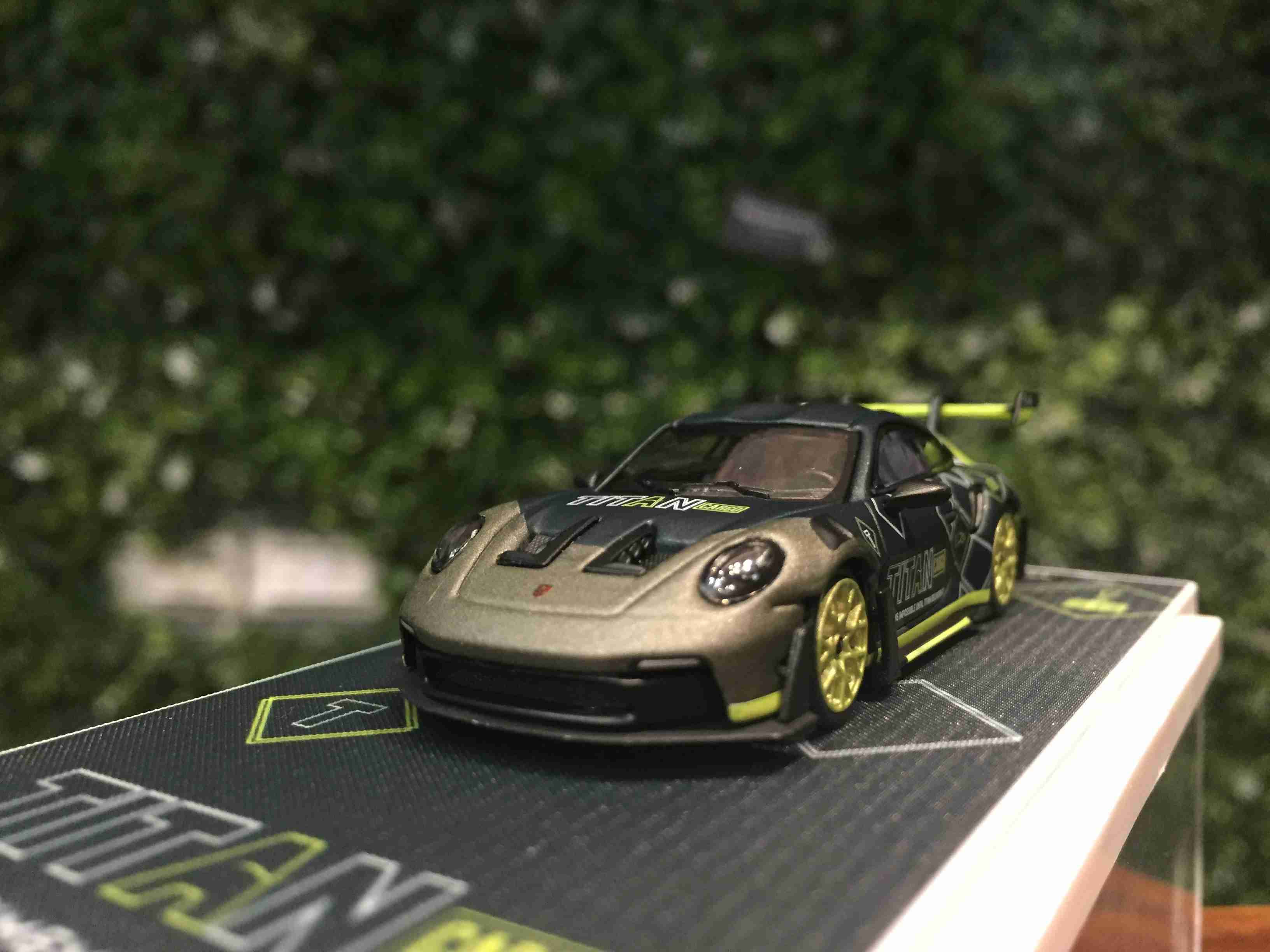 1/64 TimeModel Porsche 911 (992) GT3 RS Titan TM644639【MGM】