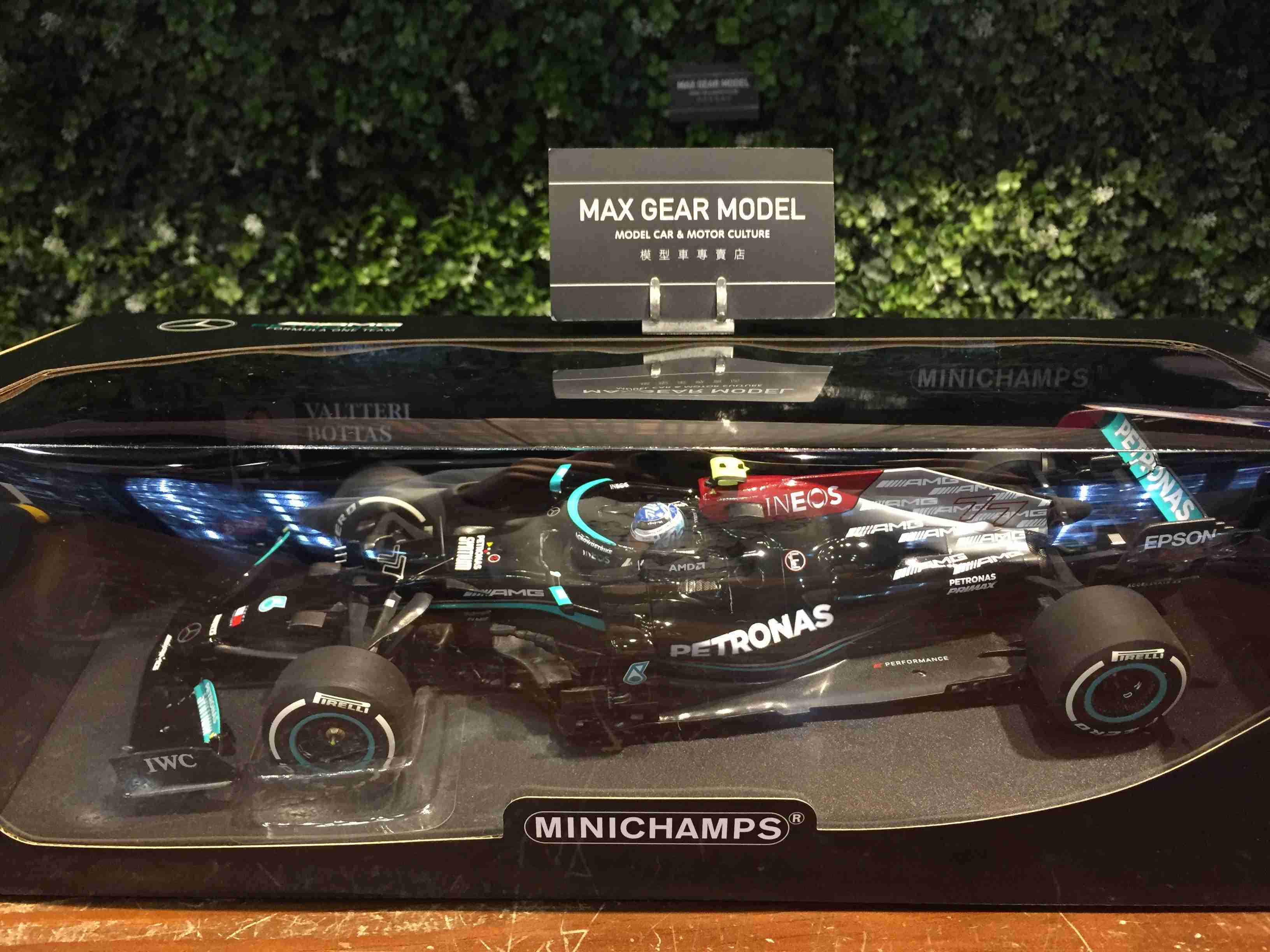 1/18 Minichamps Mercedes-AMG F1 W12 V.Bottas 110210177【MGM】