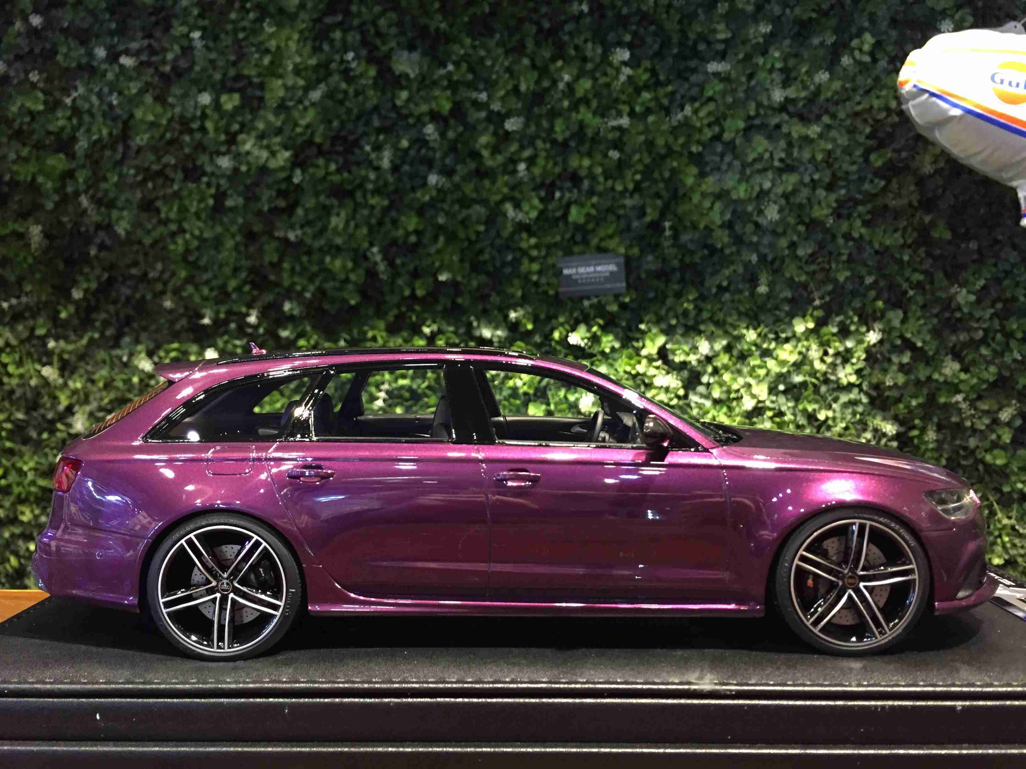 1/18 Motorhelix Audi RS6 Avant (C7) 2015 Purple MH012MP【MGM