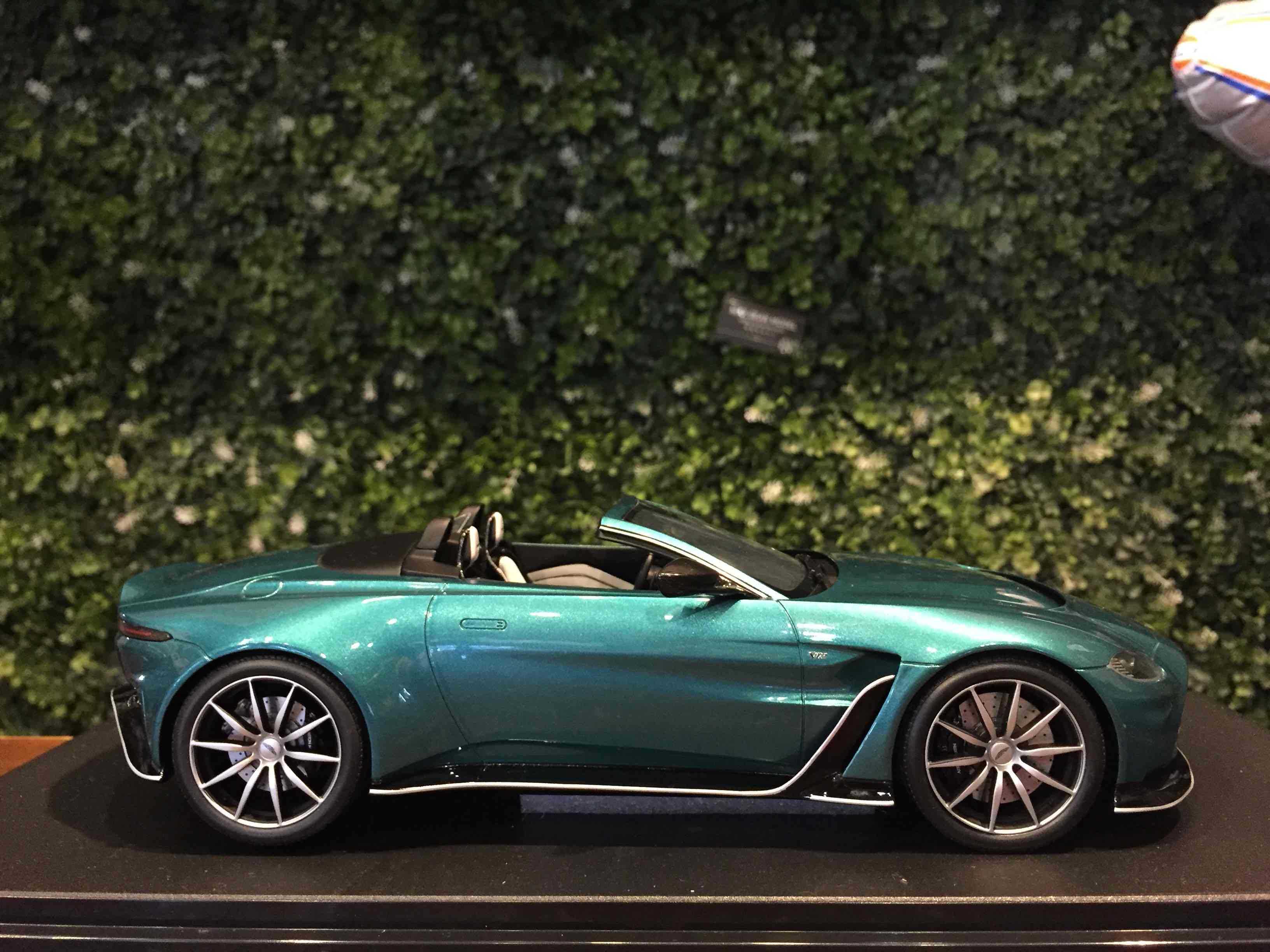 1/18 GT Spirit Aston Martin V12 Vantage Roadster GT445【MGM】