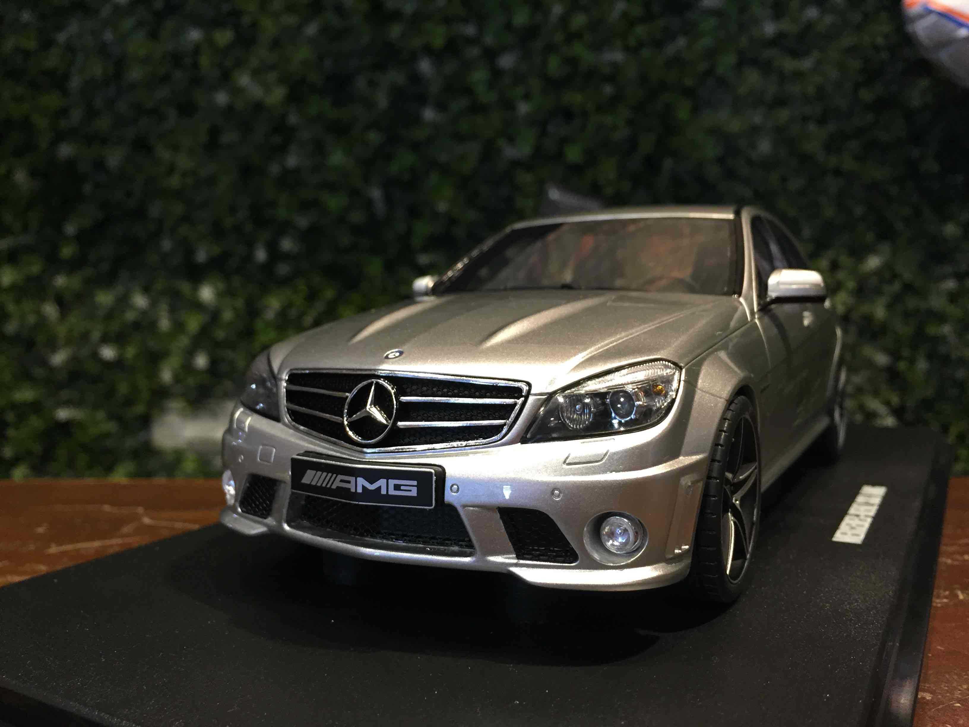 1/18 GT Spirit Mercedes-Benz C63 AMG (W204) GT462【MGM】